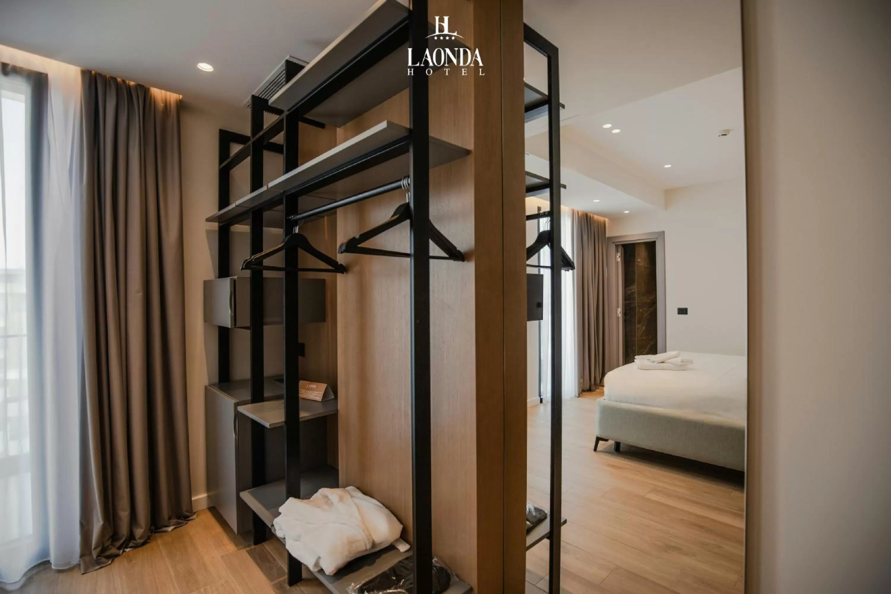 wardrobe, Bed in La Onda Hotel Durres