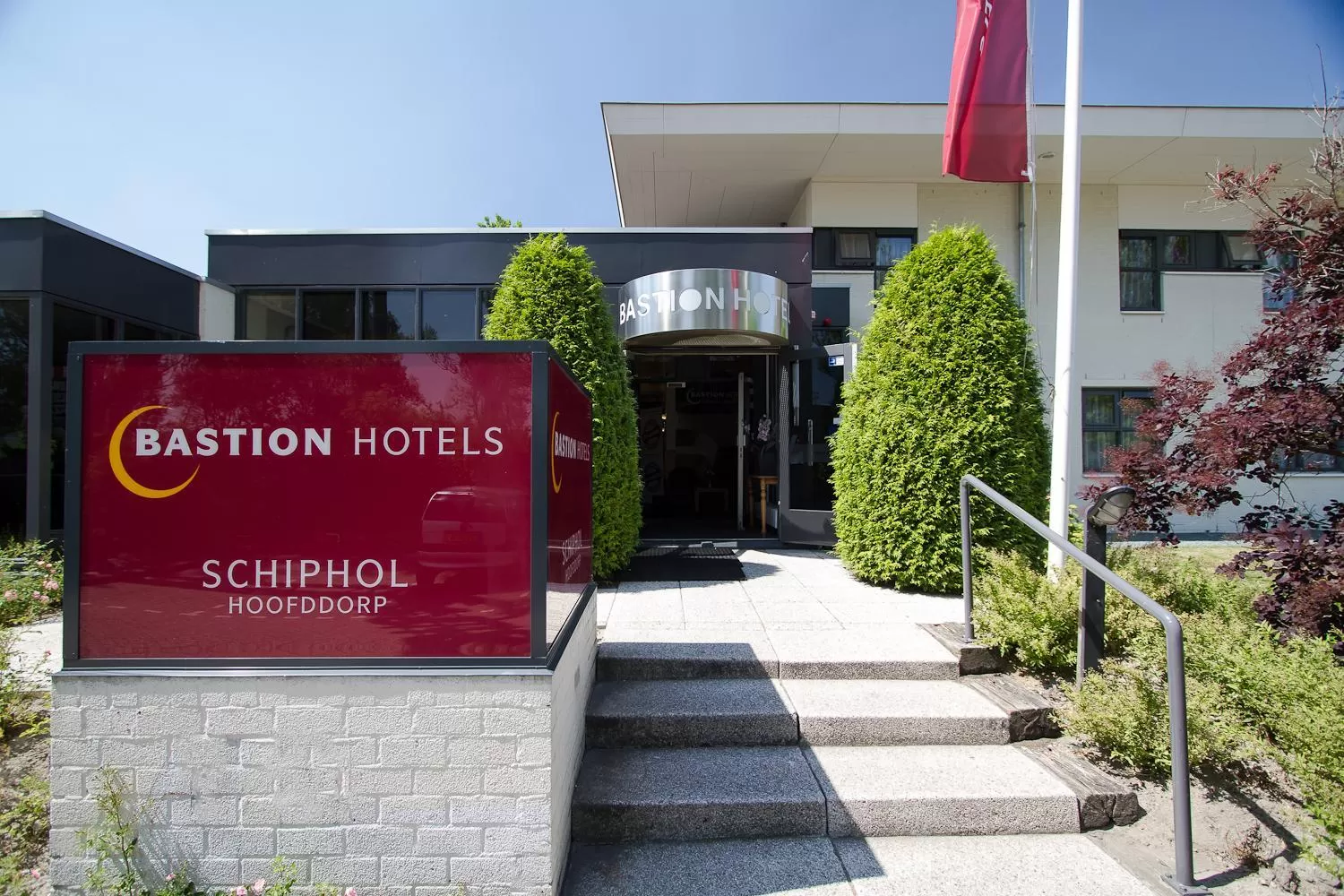 Facade/entrance in Bastion Hotel Schiphol Hoofddorp