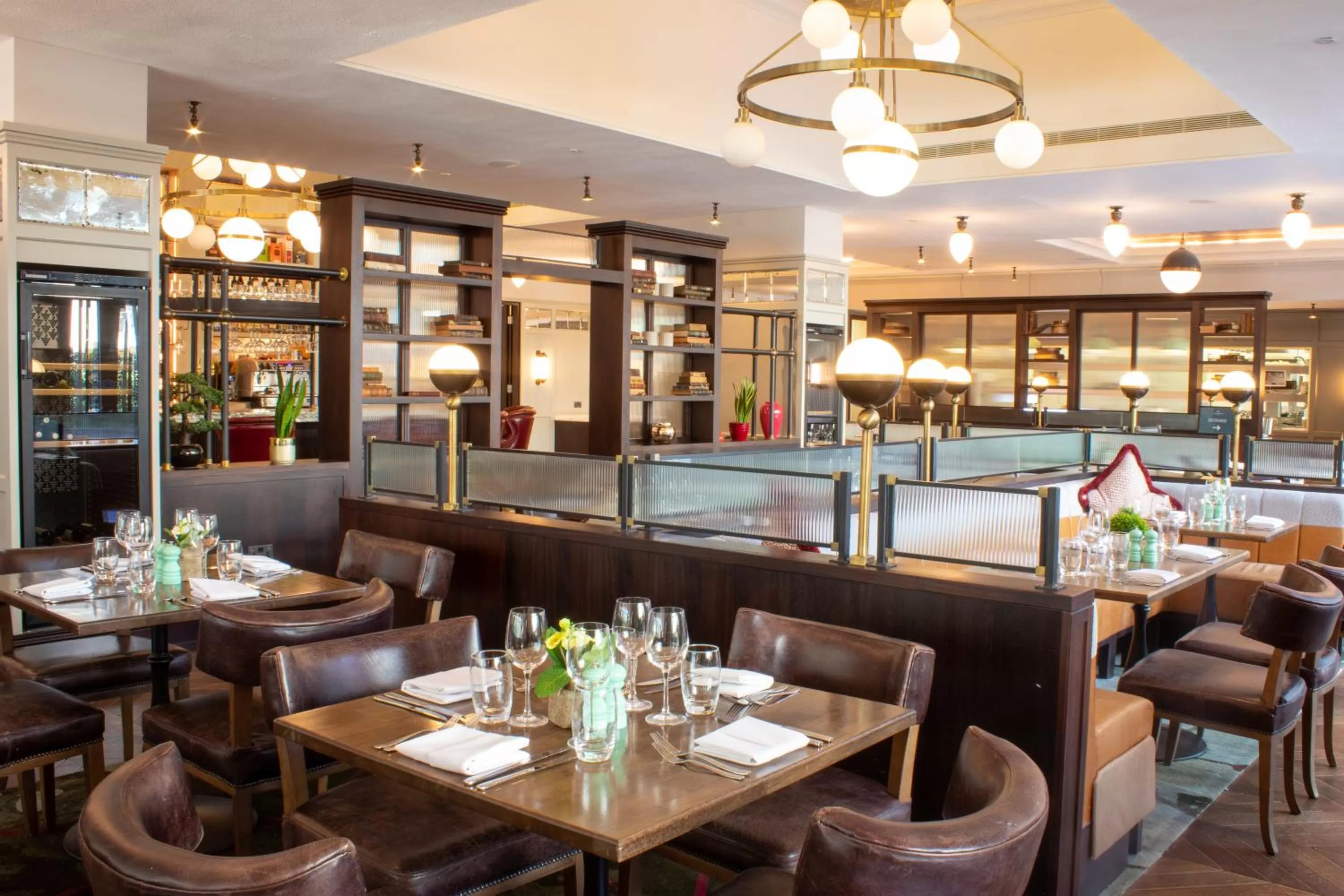 Restaurant/places to eat in Clayton Hotel Cambridge