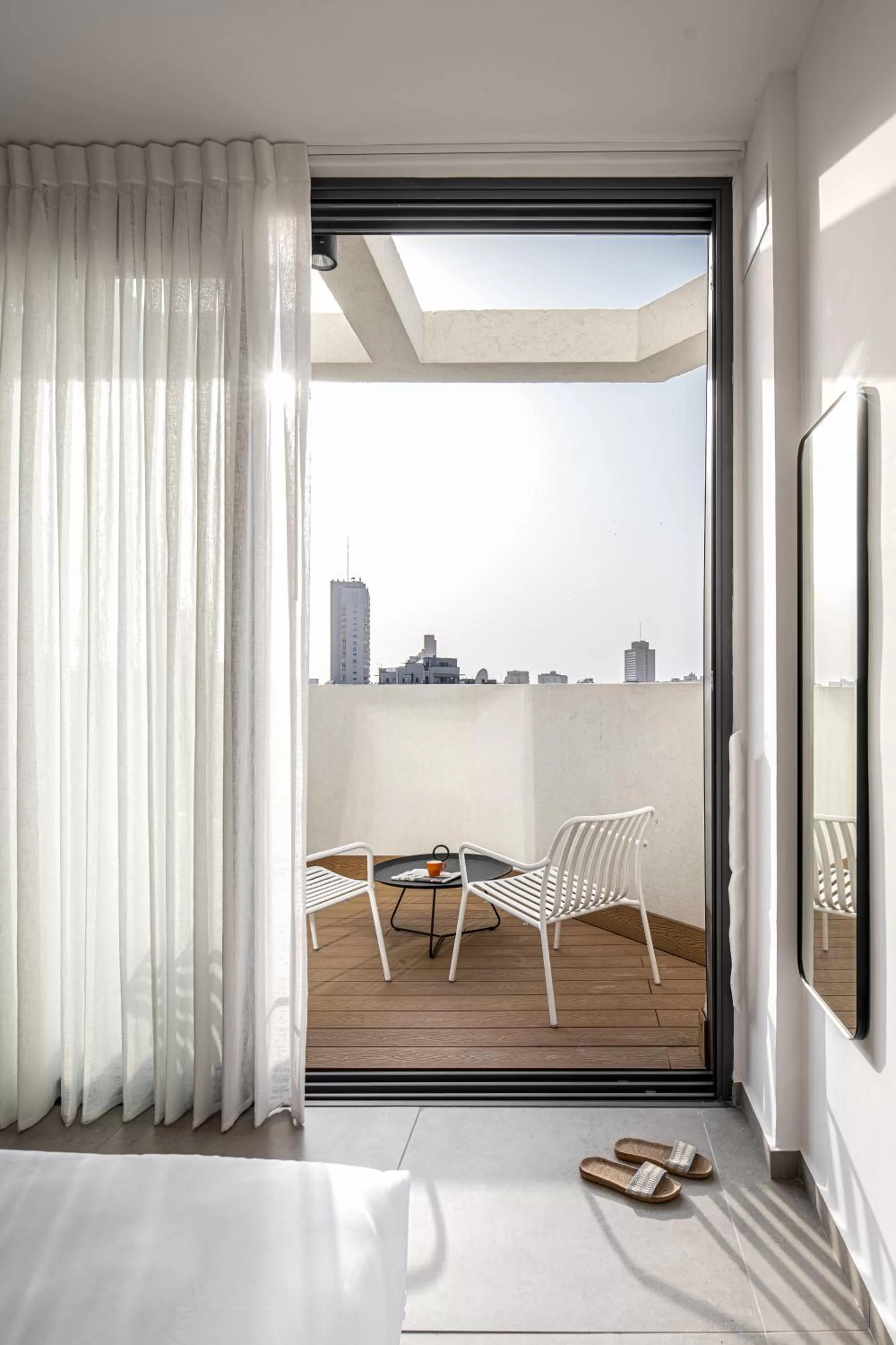 Bed in Mate GEORGE - By HOMY