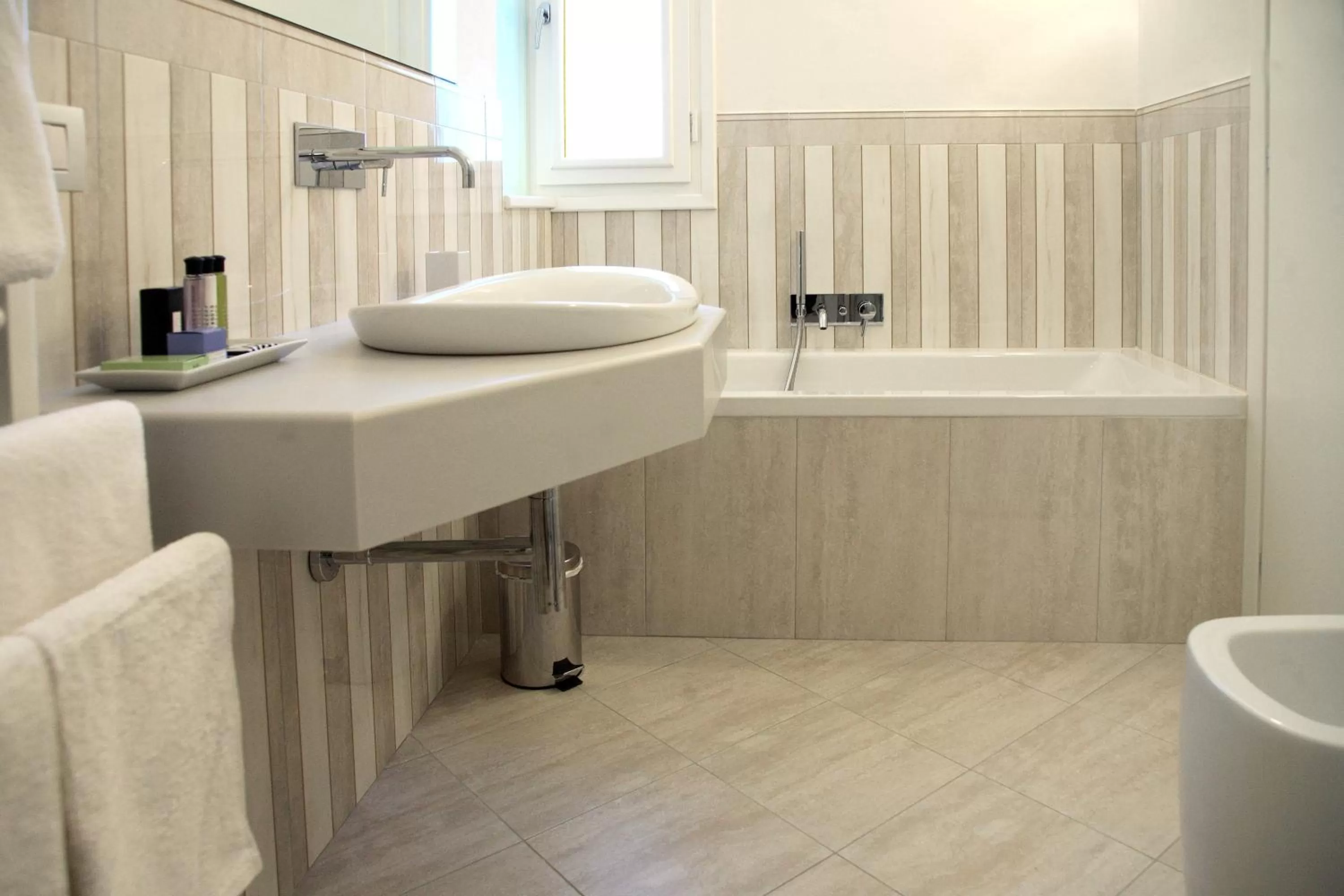 Hot Tub in R&B Santo Stefano