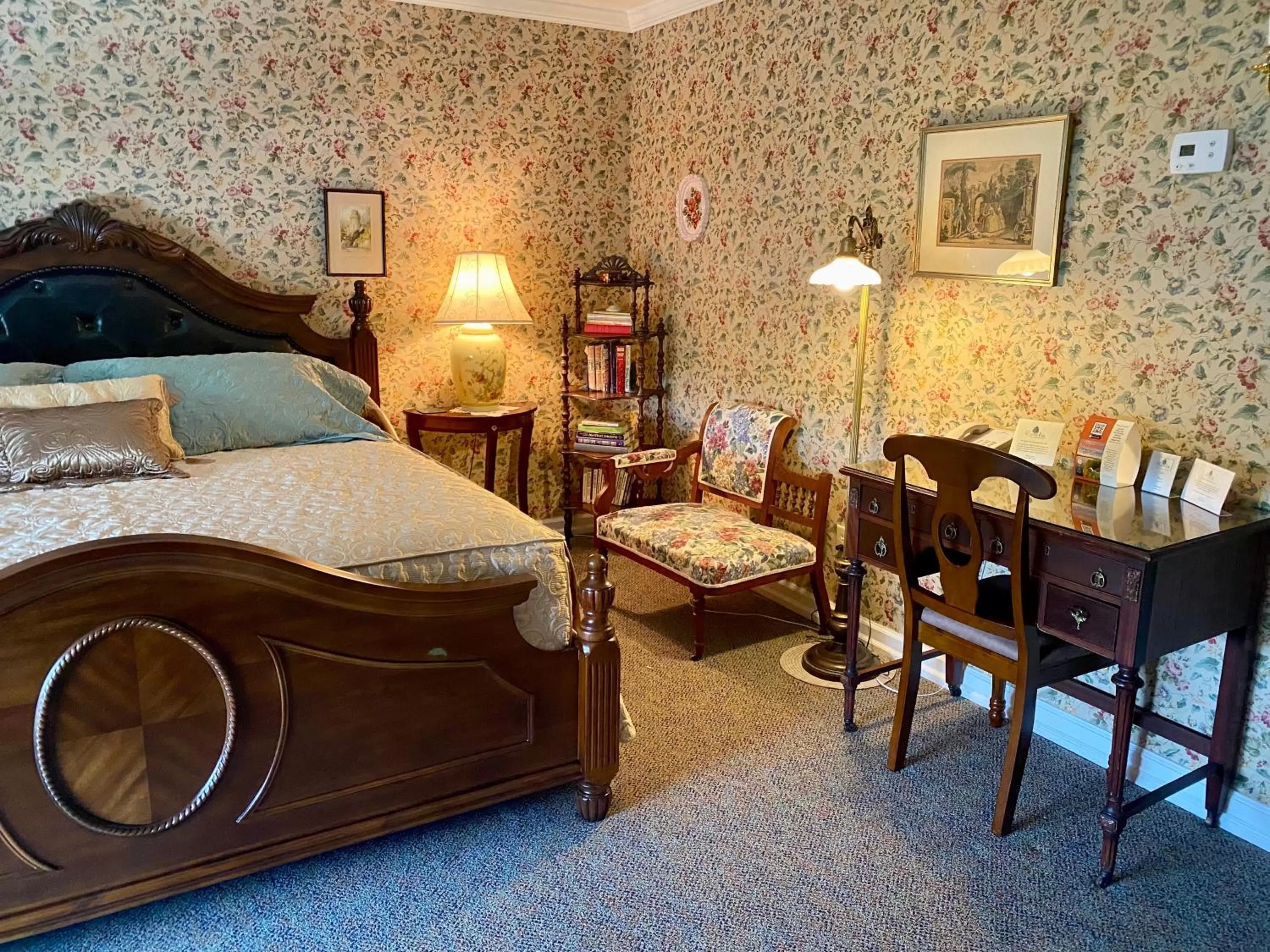 Seating area in The Cypress Inn