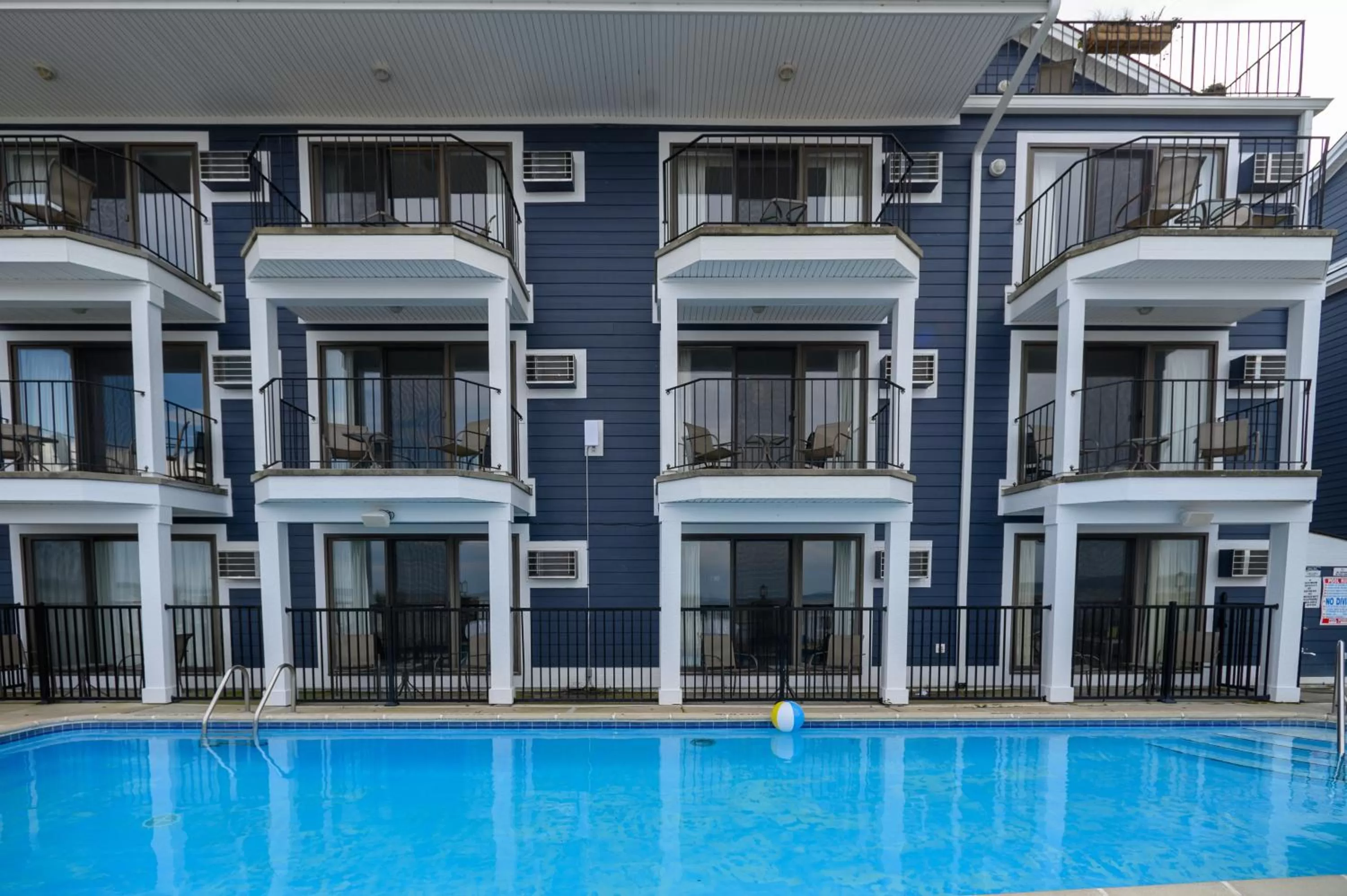 Property building in Pointes North Beachfront Hotel - 2 Person Spa Tub Studios