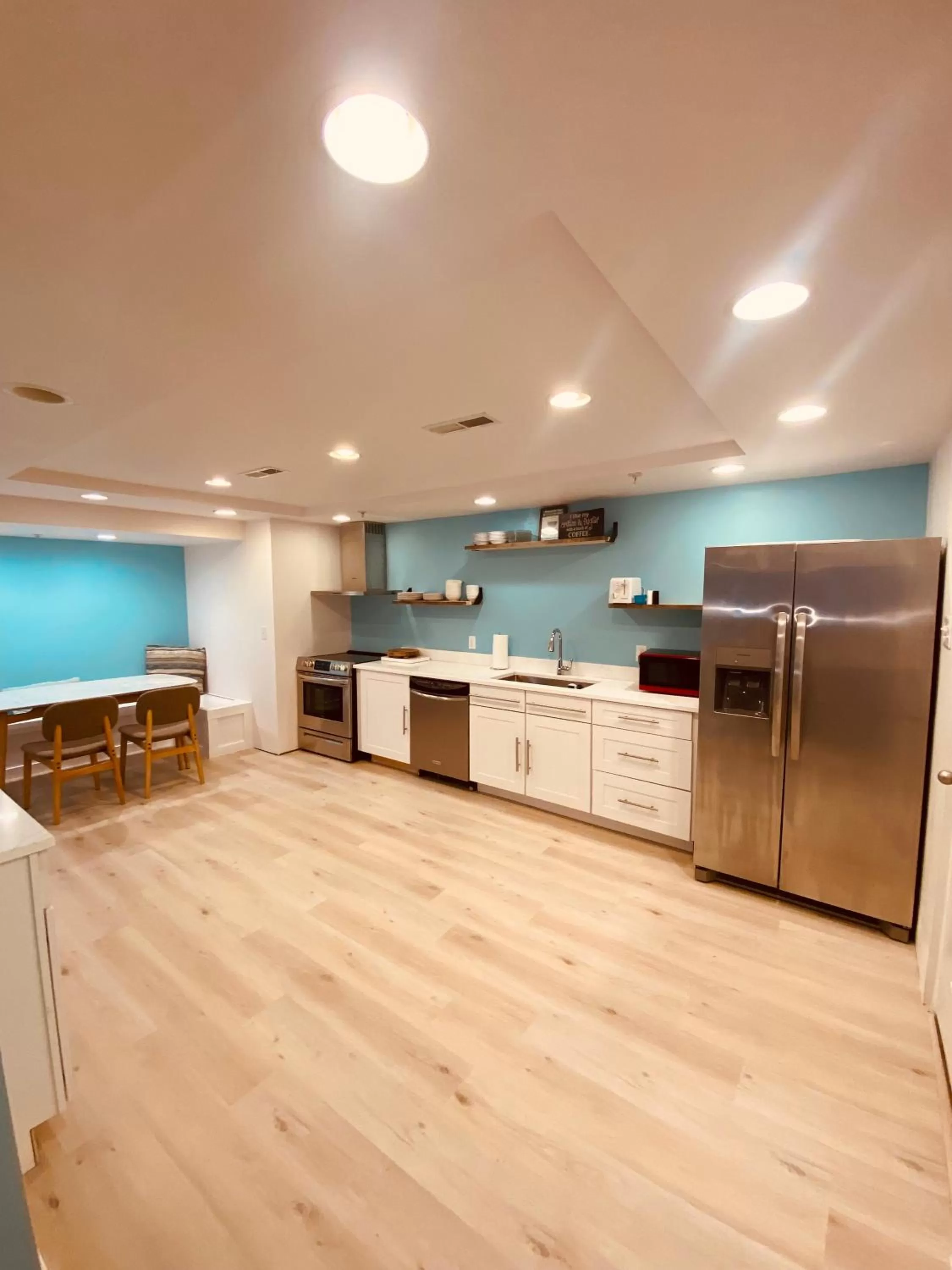 Property building in Canalside Inn