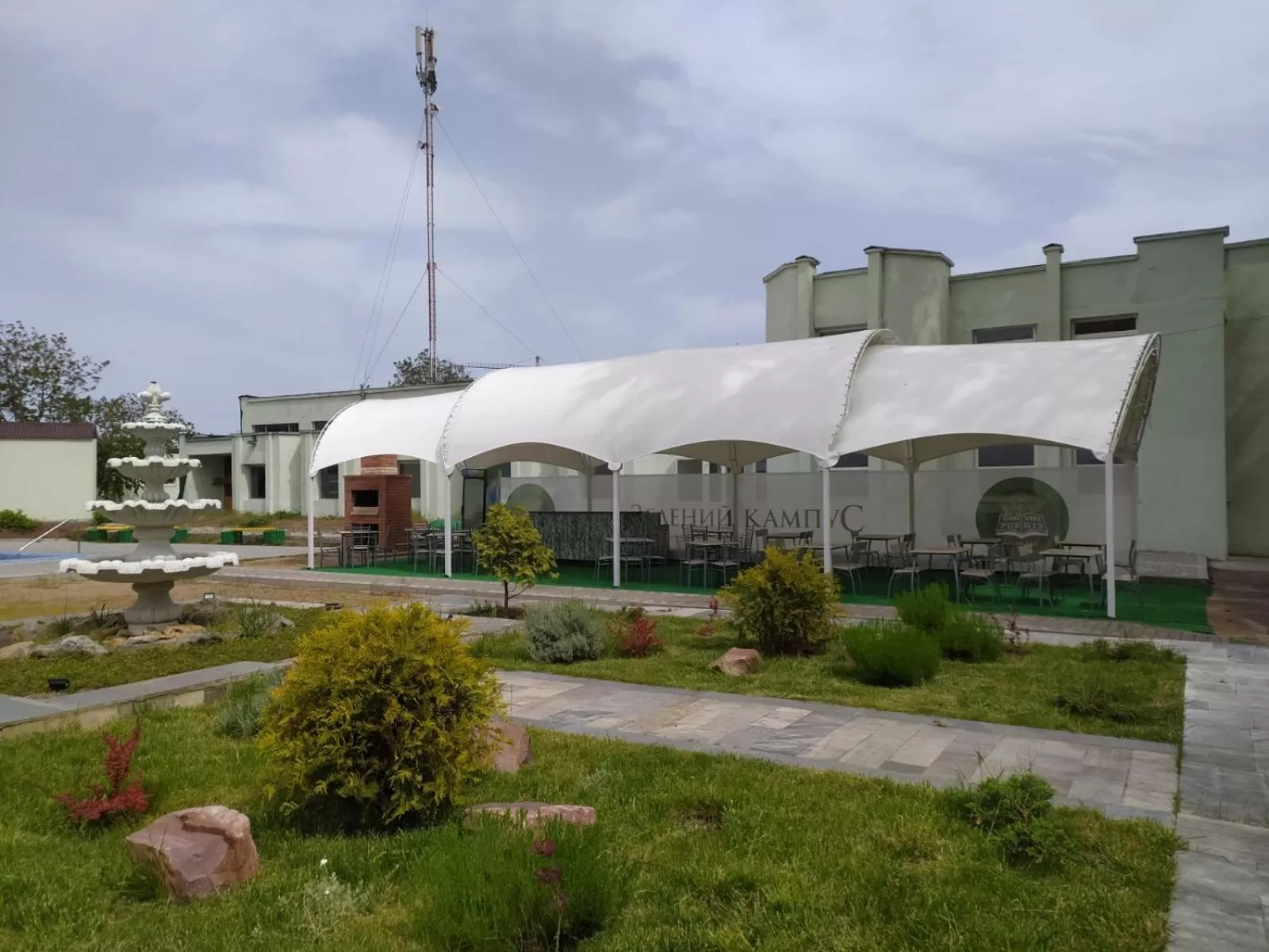 Restaurant/places to eat in Zelenyi Kampus