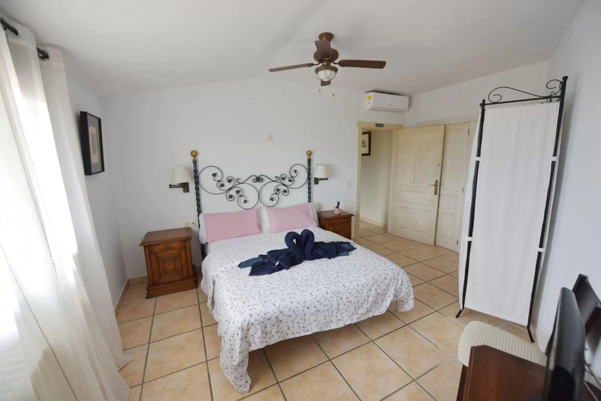 Bed in Hotel Rural el Castillo