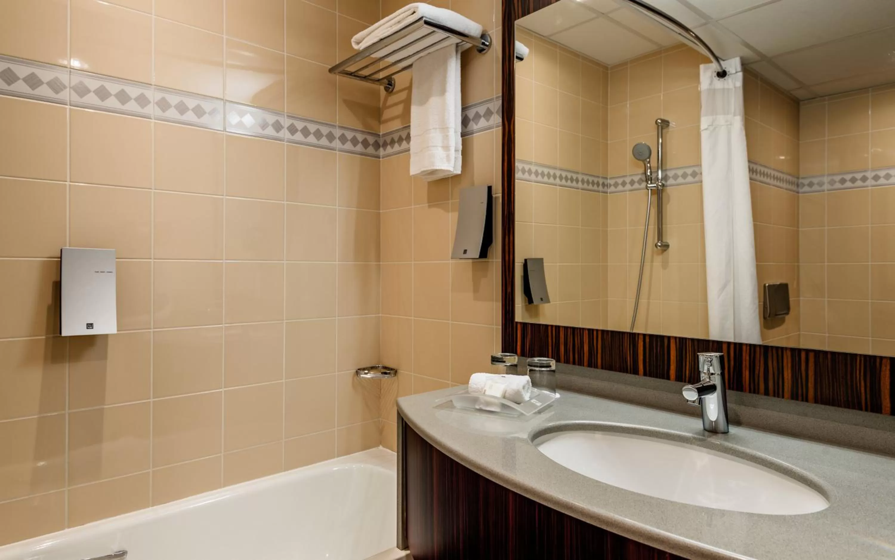 Bathroom in Holiday Inn Toulouse Airport by IHG