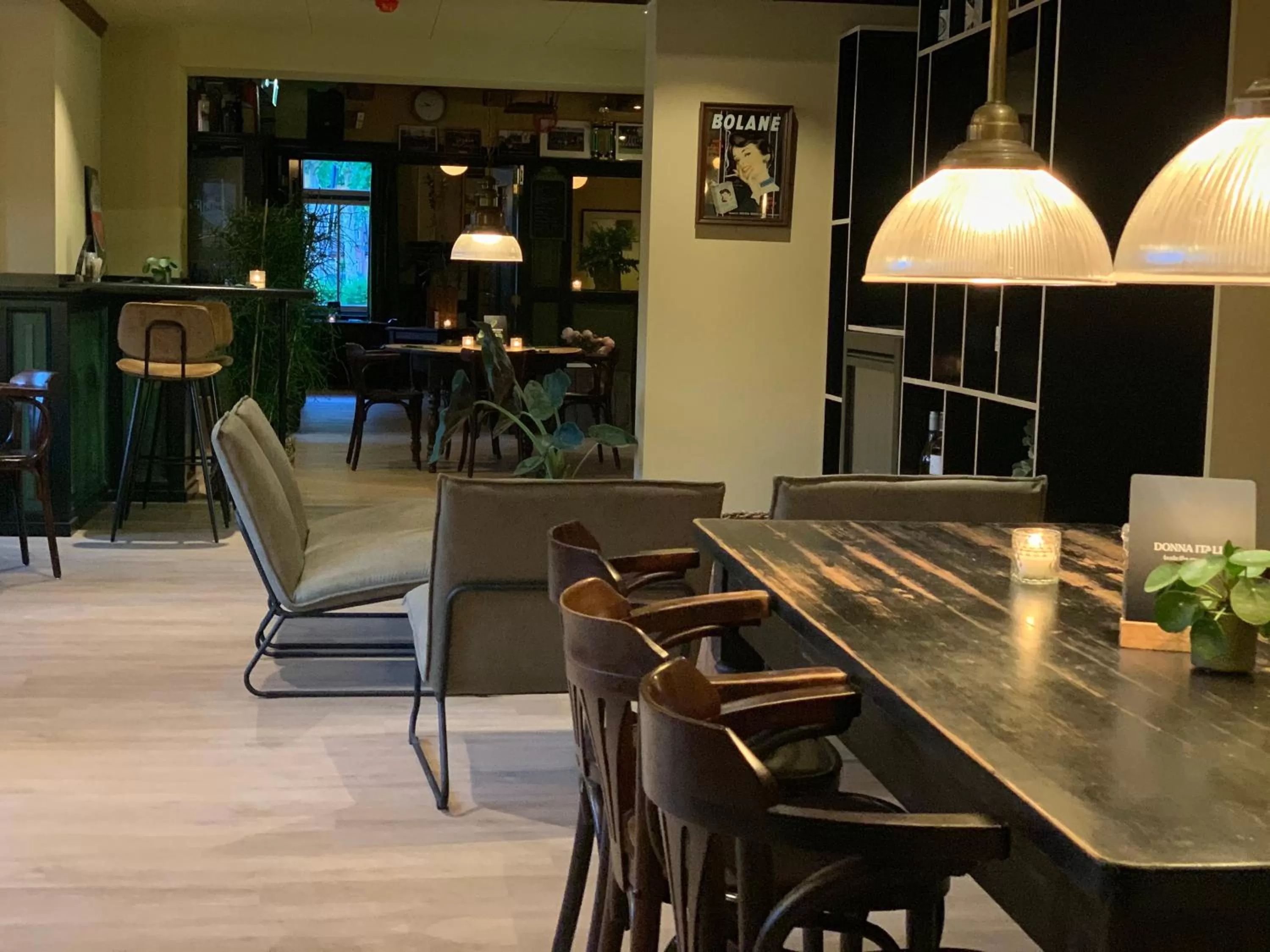 Restaurant/places to eat in Bij Boon