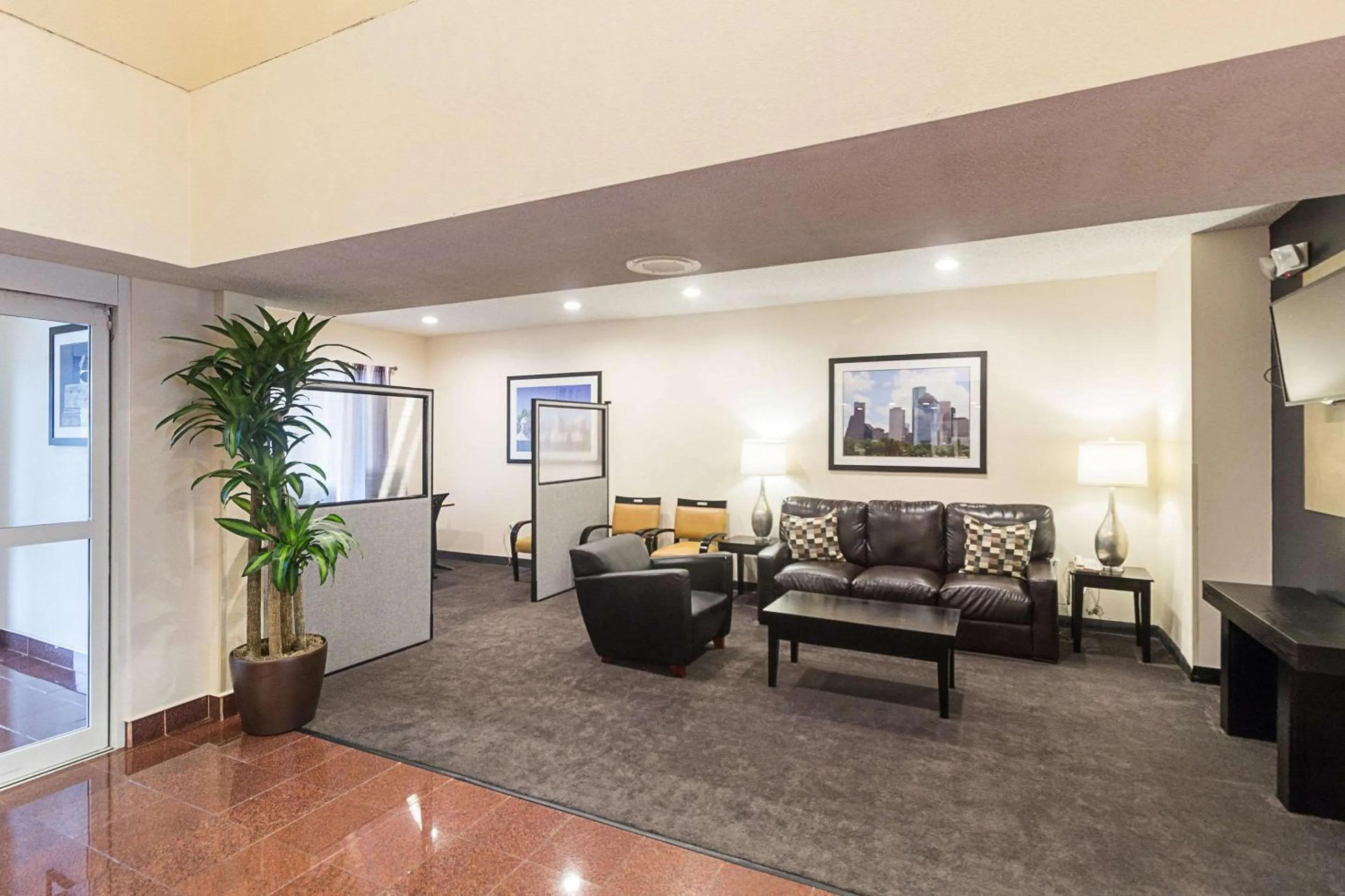 Lobby or reception in Quality Inn & Suites West Chase
