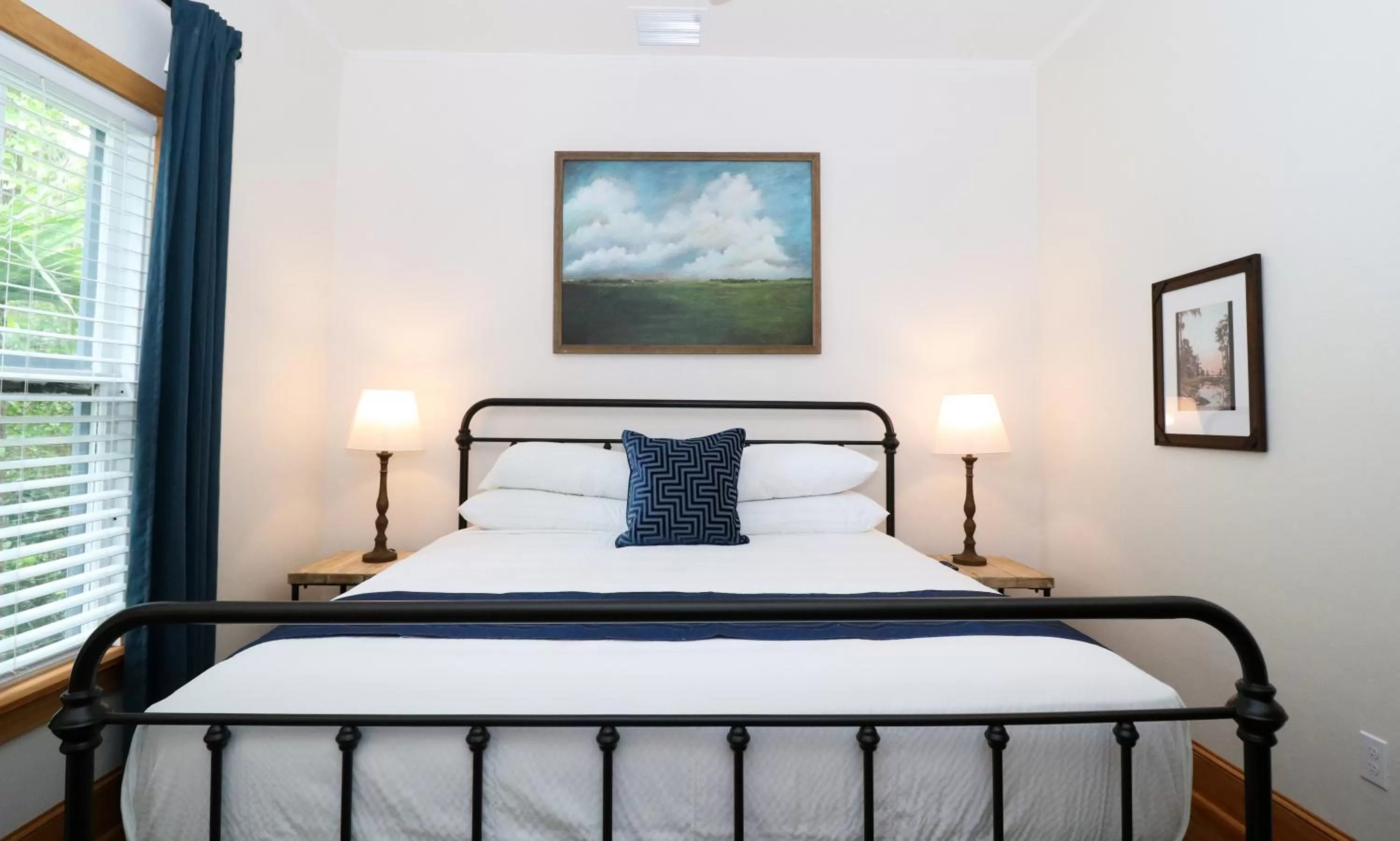 Bed in Sweetwater Branch Inn