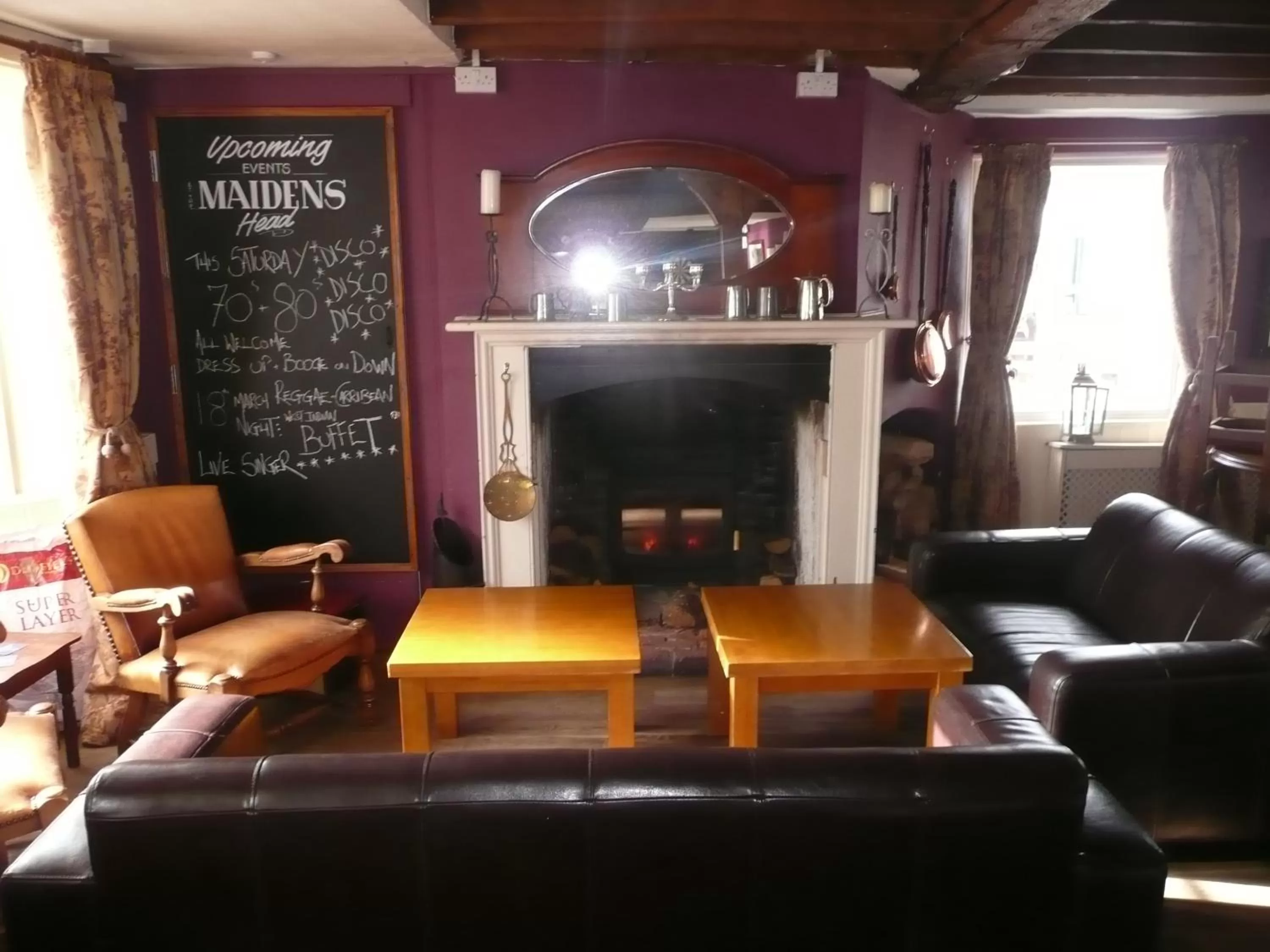 Lounge or bar in The Maidens Chambers