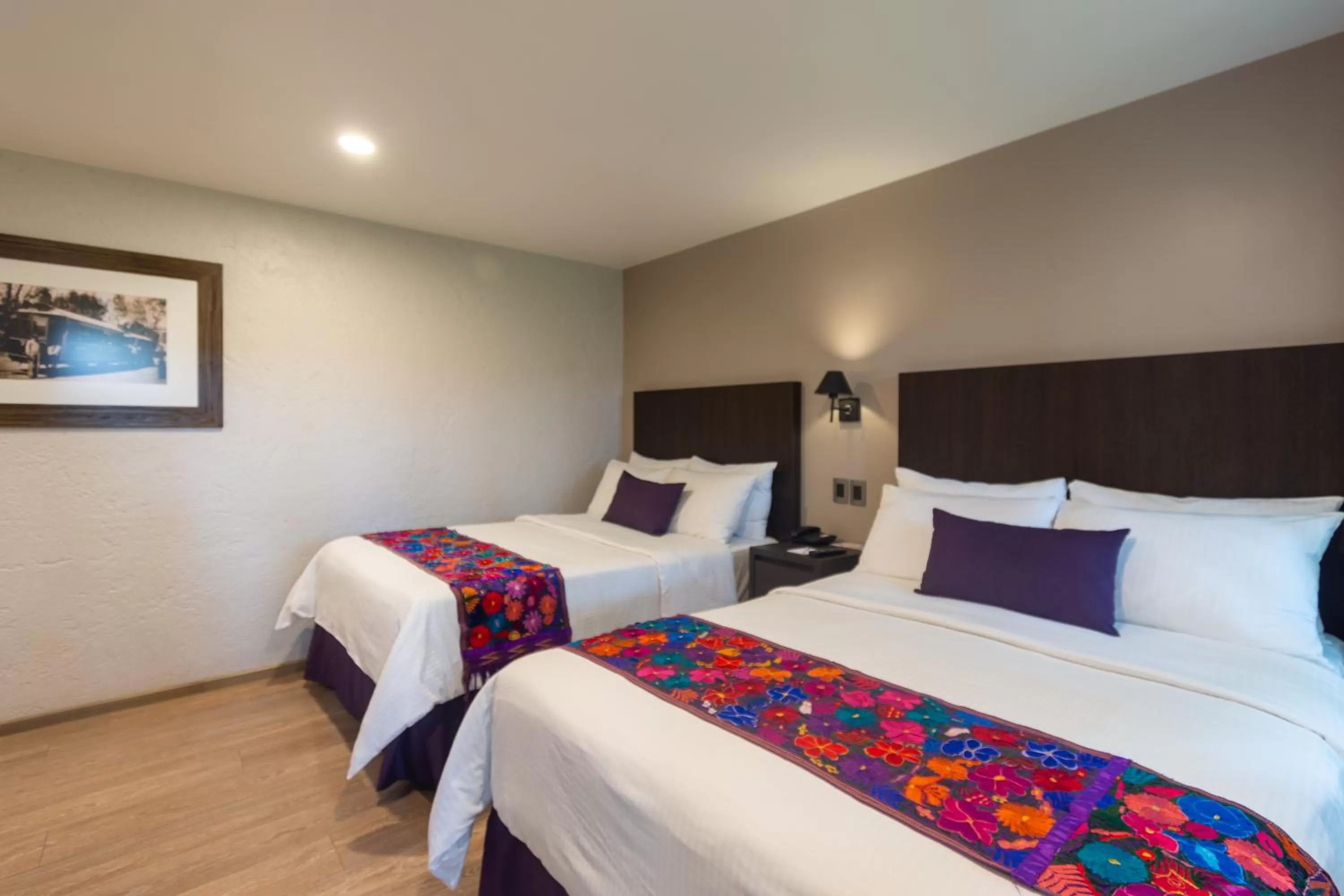 Bed in Hotel Flamingo Inn