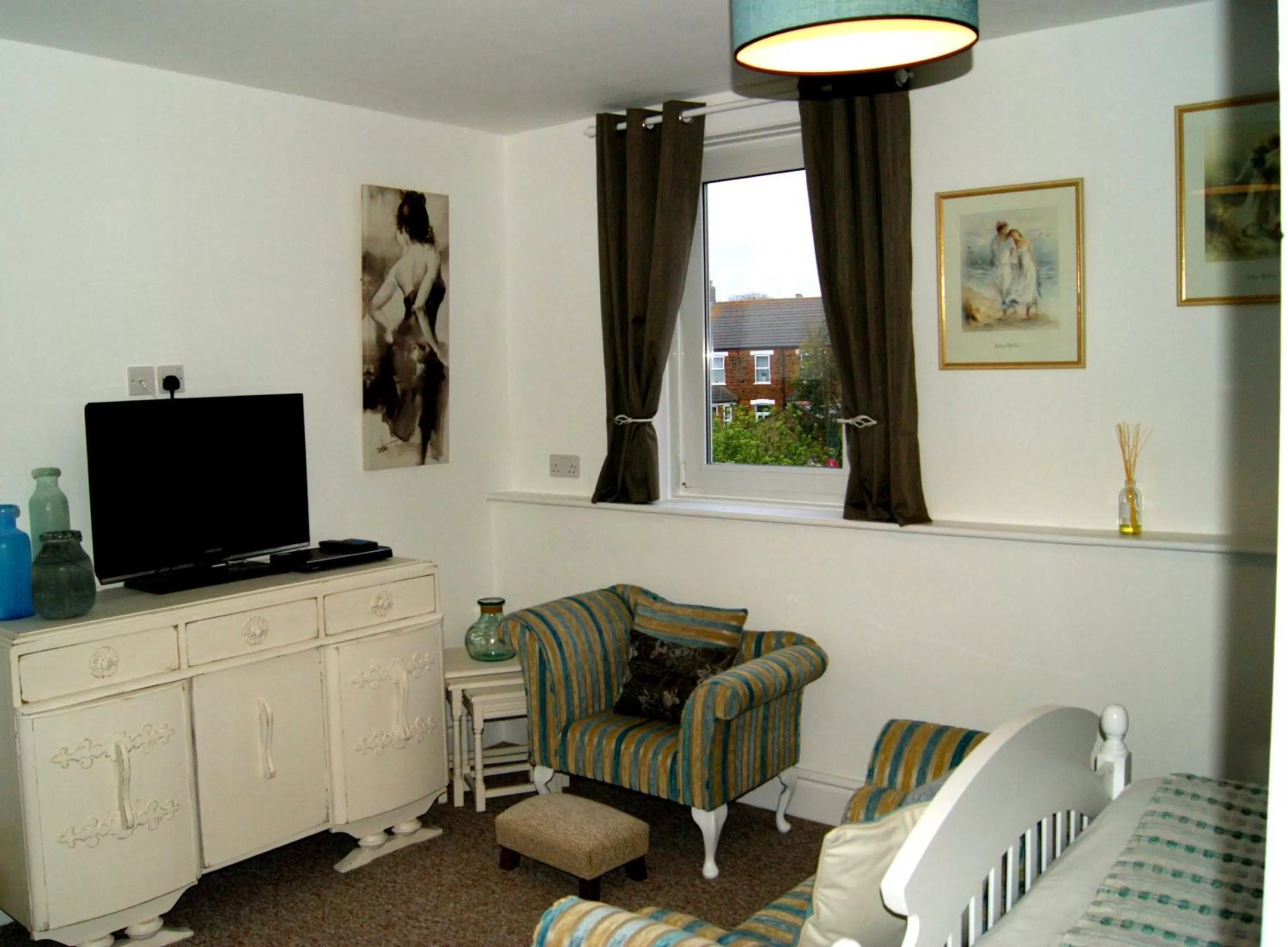 Seating Area in Sunset Guest House