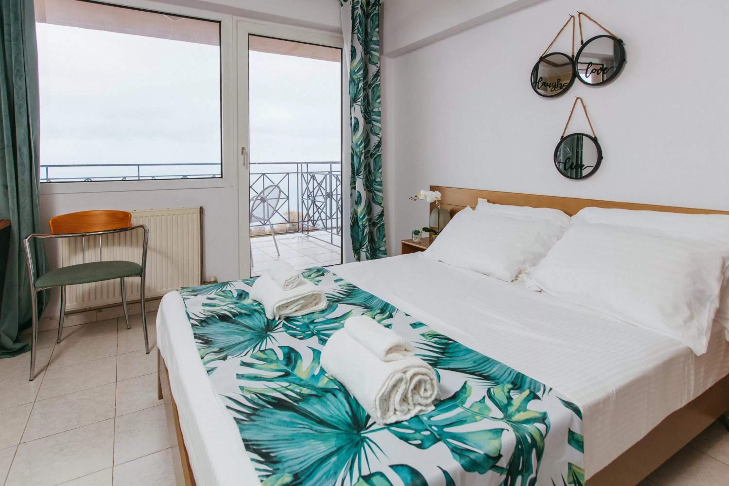 Bedroom in Hotel Christina - Happy Days