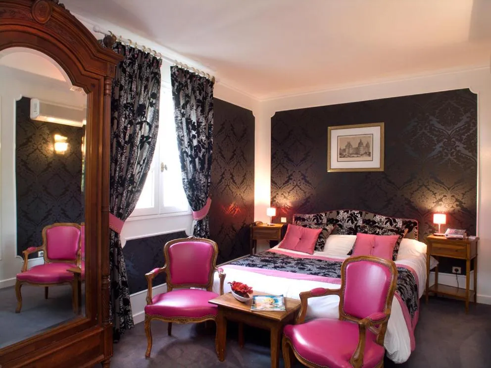 HOTEL LA COGNETTE A 25 Kilomètres de Châteauroux et 30 Kilomètres de Bourges