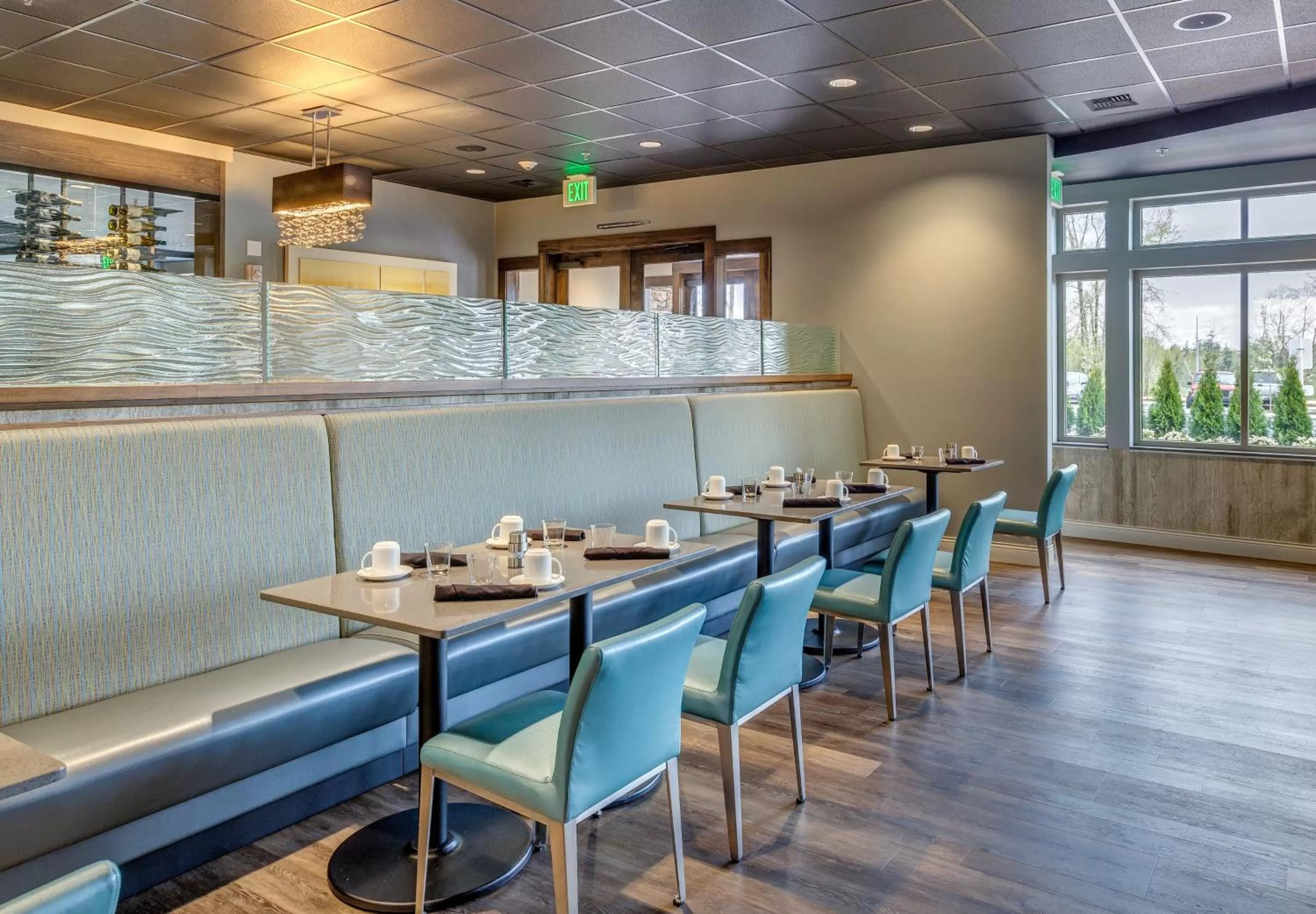 Restaurant/places to eat in Holiday Inn & Suites Bellingham by IHG