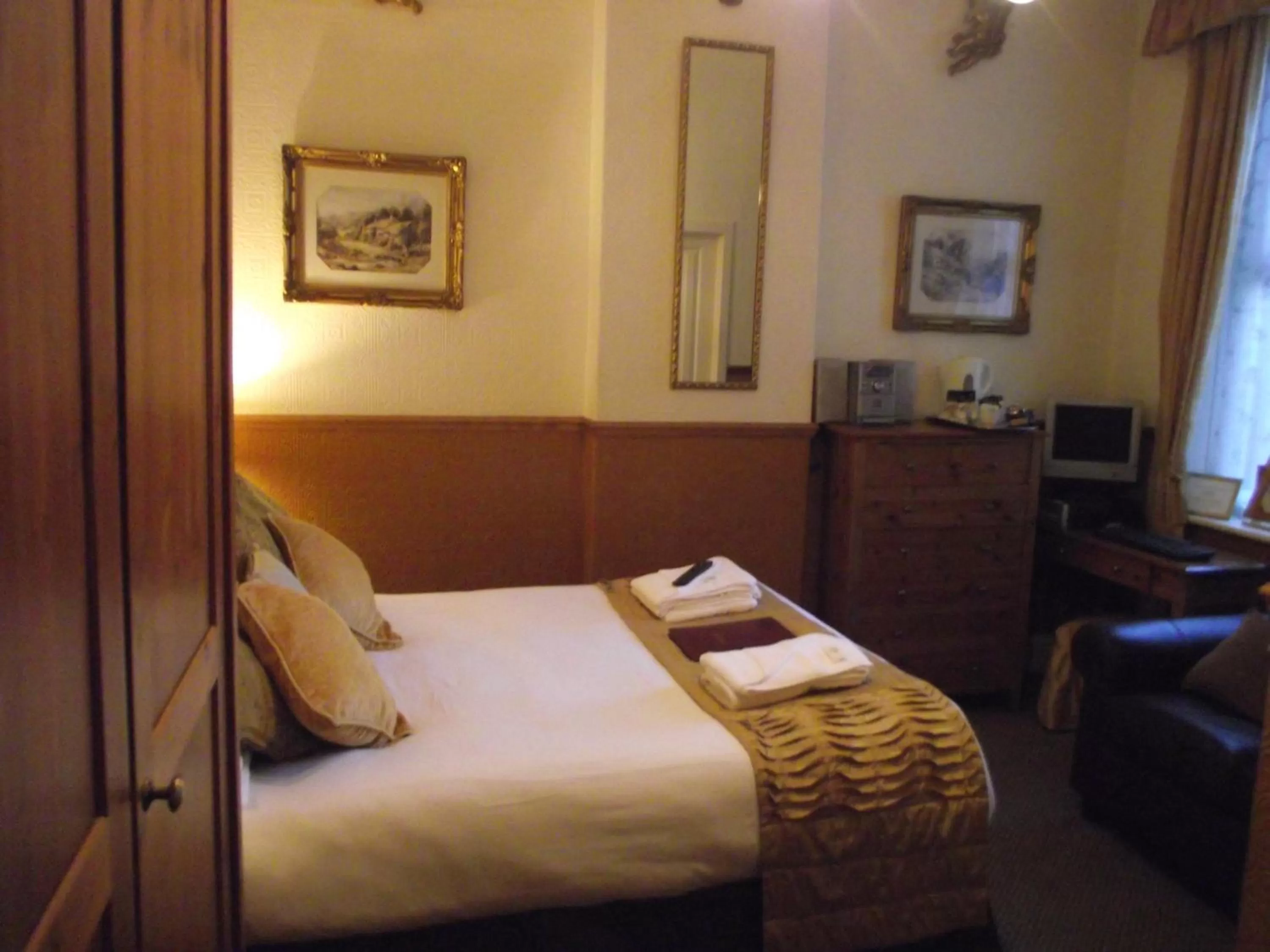 Bedroom, Bed in The Molly House