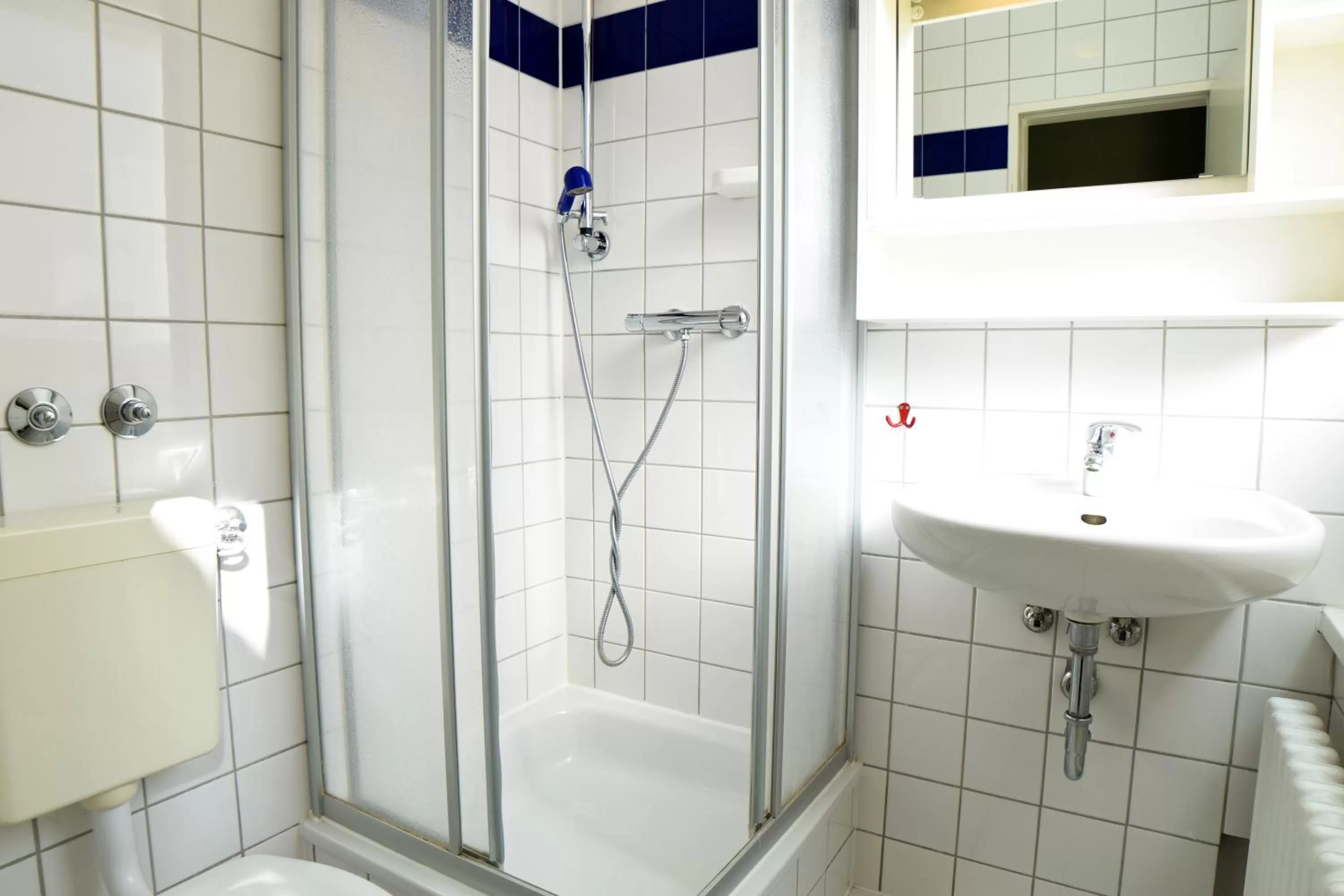 Bathroom in Amstel House Hostel