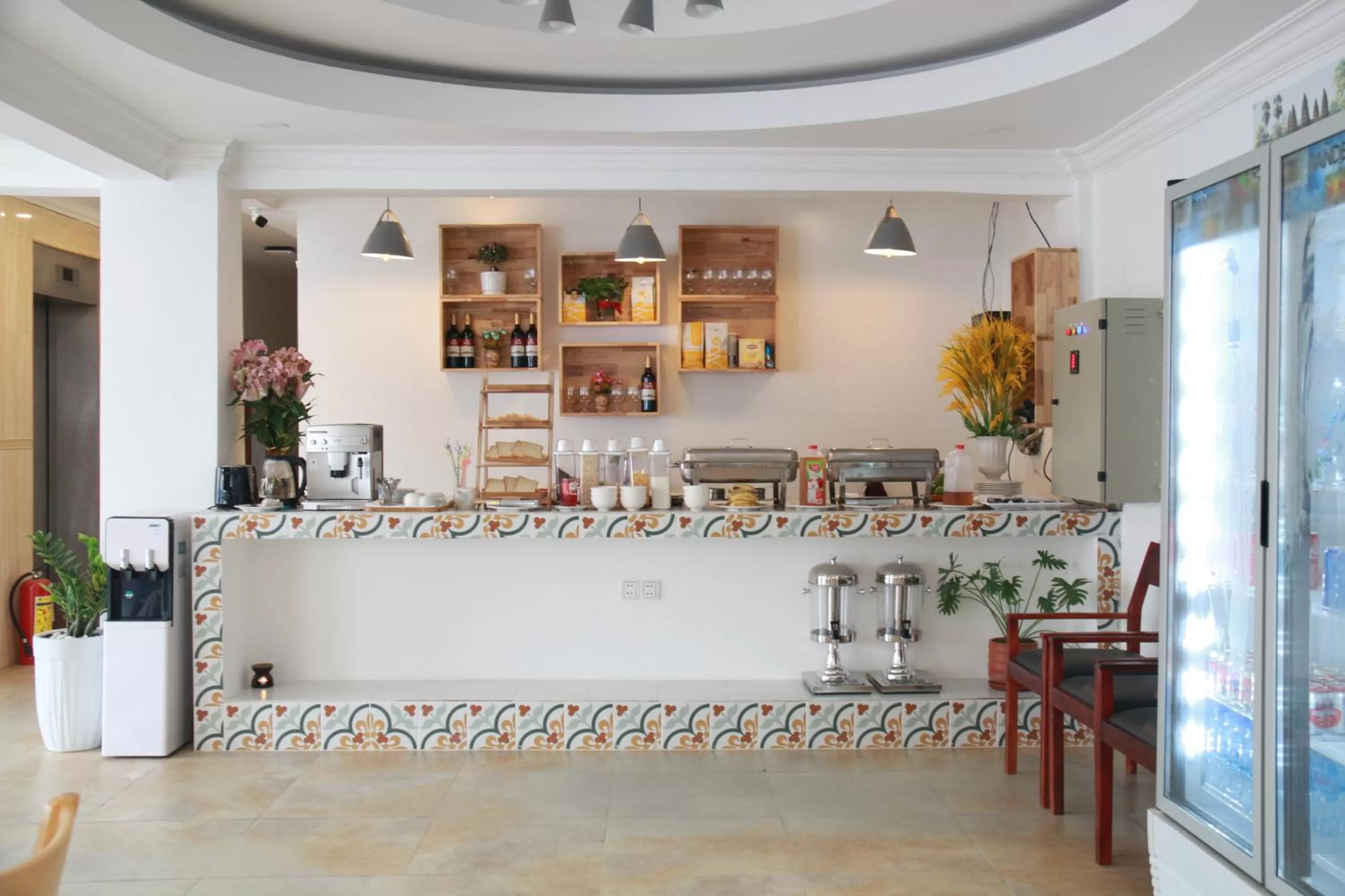 Breakfast in White Corner Hotel