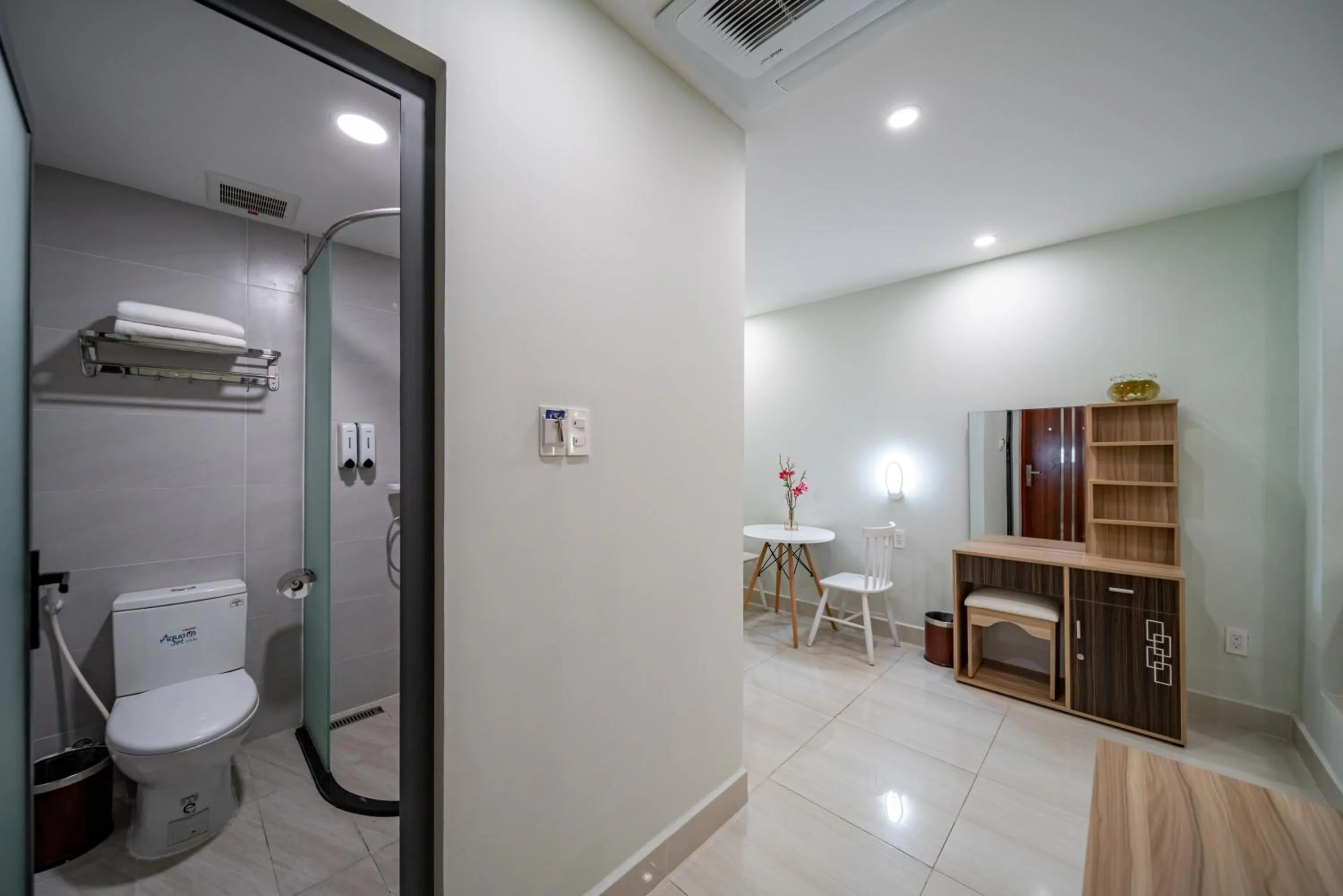 Bathroom in Cherry Hotel and Apartment