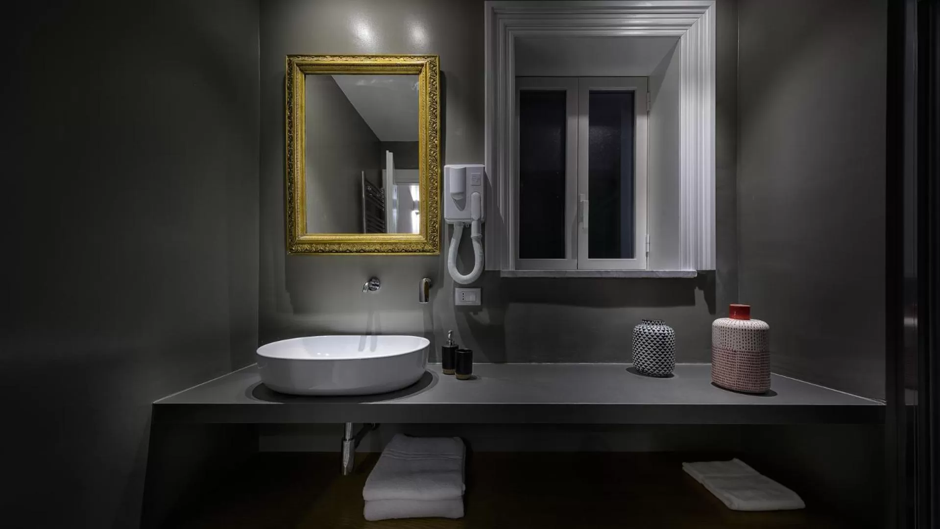 Shower in Suite del Ponte Normanno