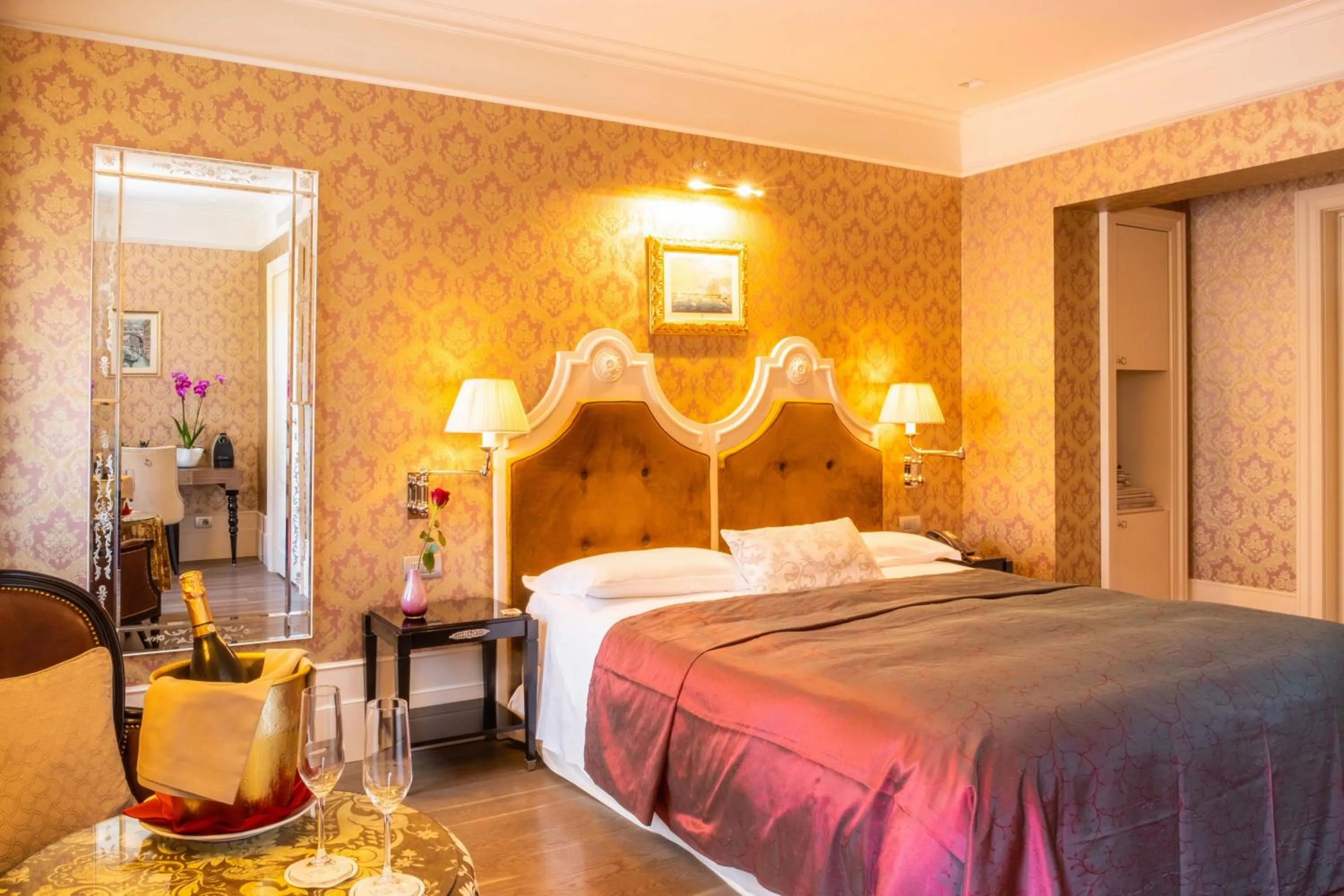 Bed in Hotel Moresco