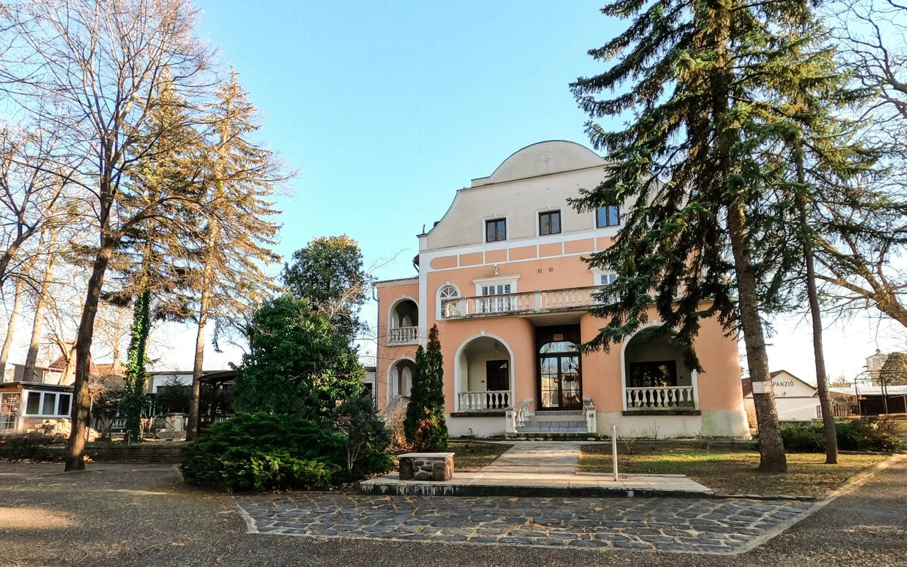 Gosztonyi Villa