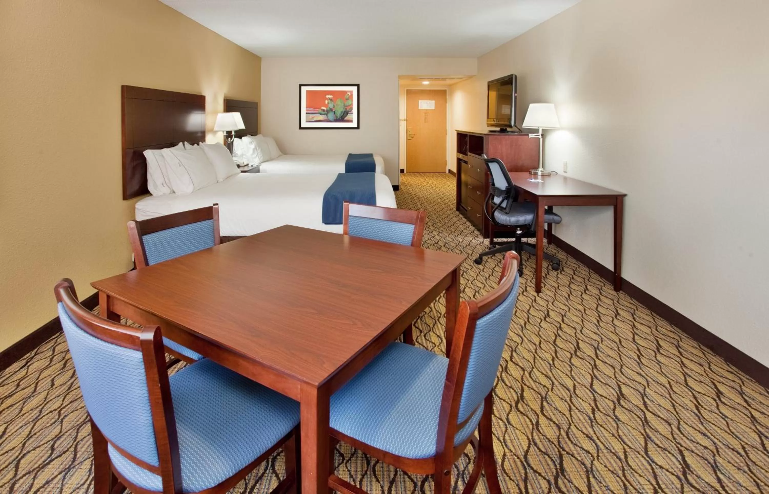 Photo of the whole room in Holiday Inn Express Scottsdale North by IHG