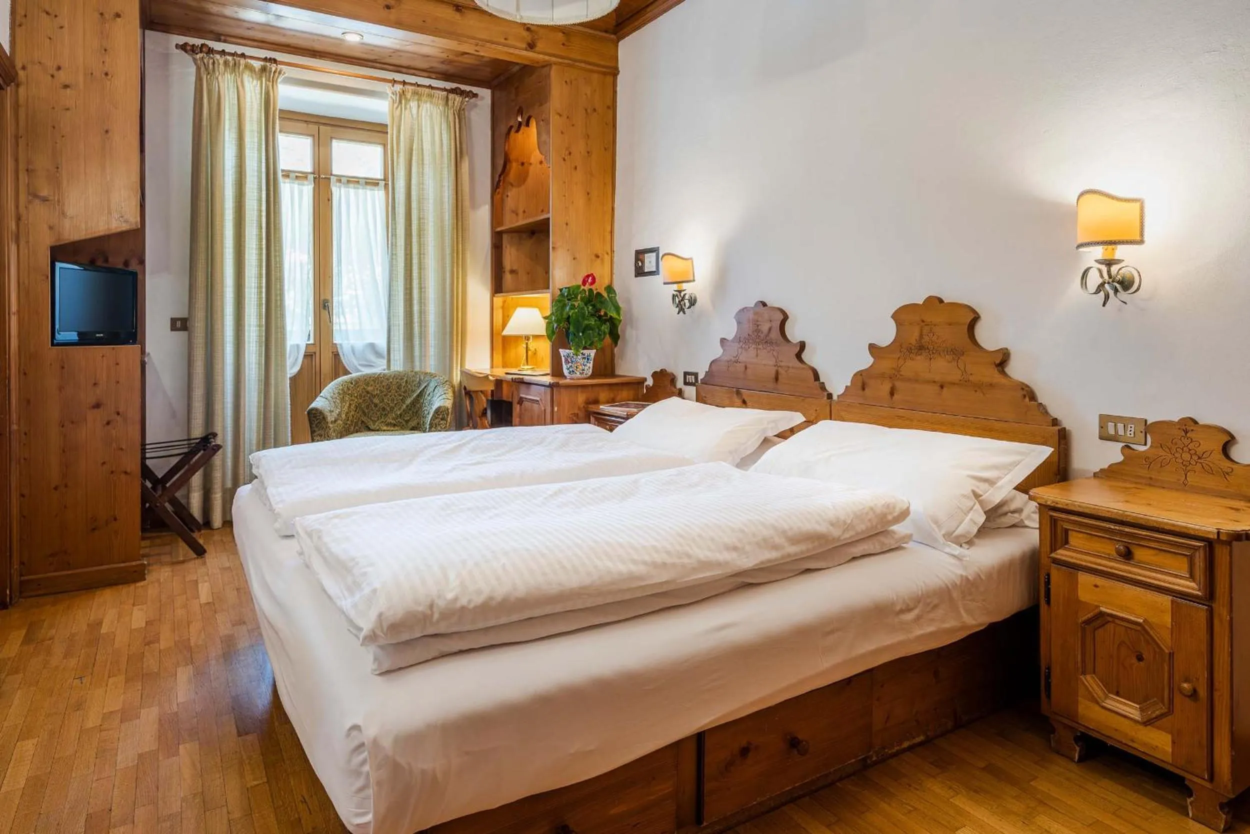 Photo of the whole room, Bed in Franceschi Park Hotel