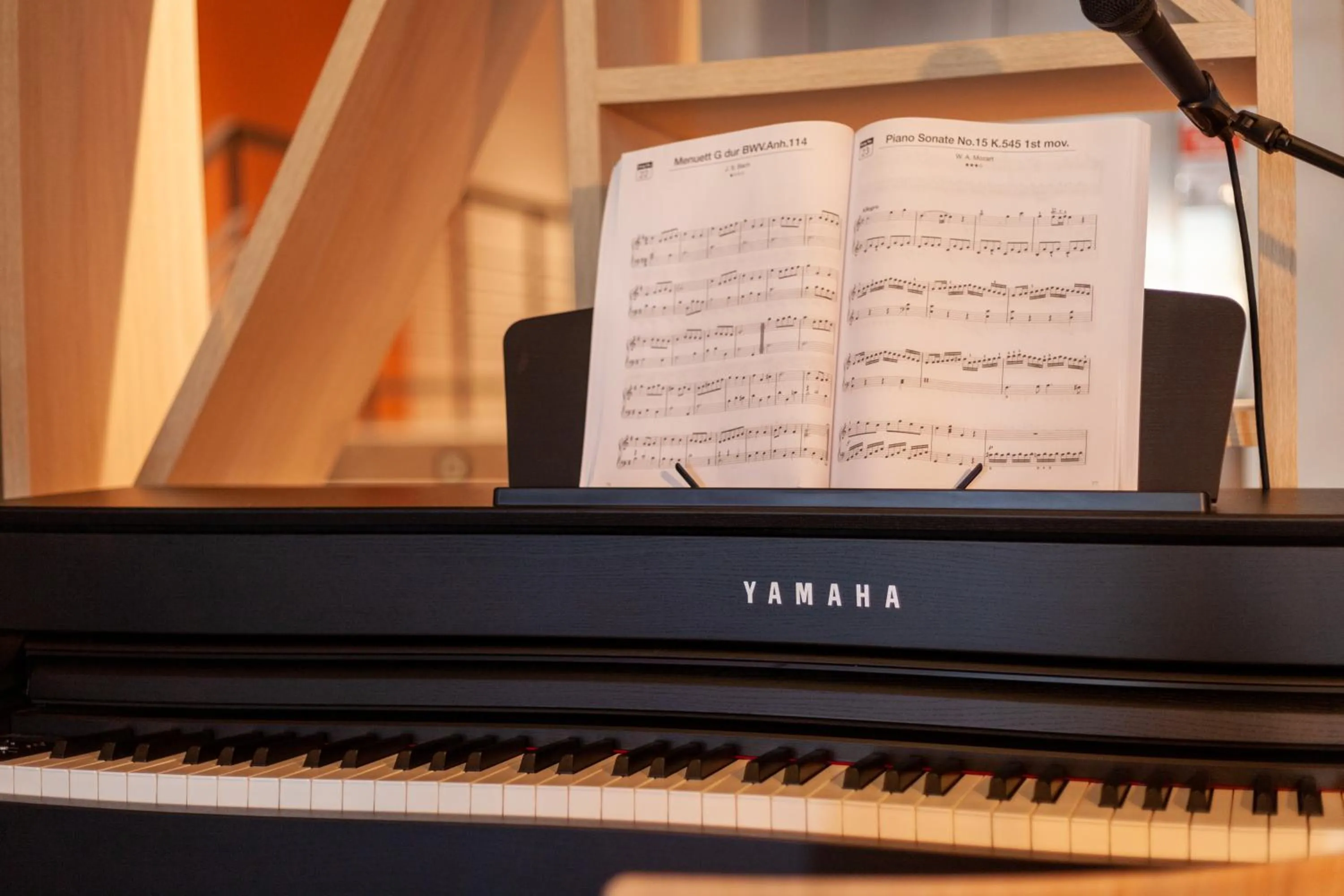 Lobby or reception in Ibis Alcala de Henares La Garena