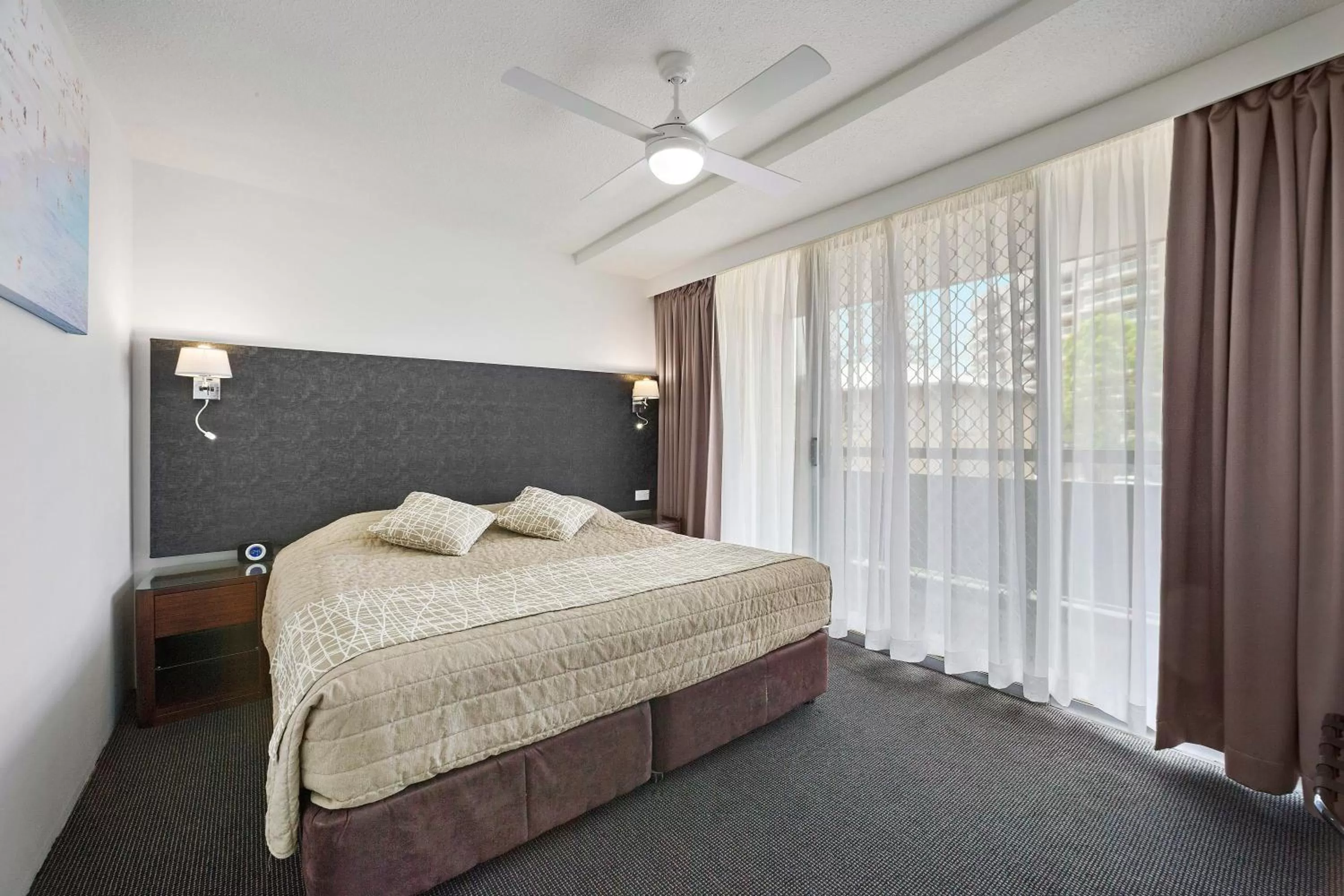 Bedroom, Bed in El Motor Inn