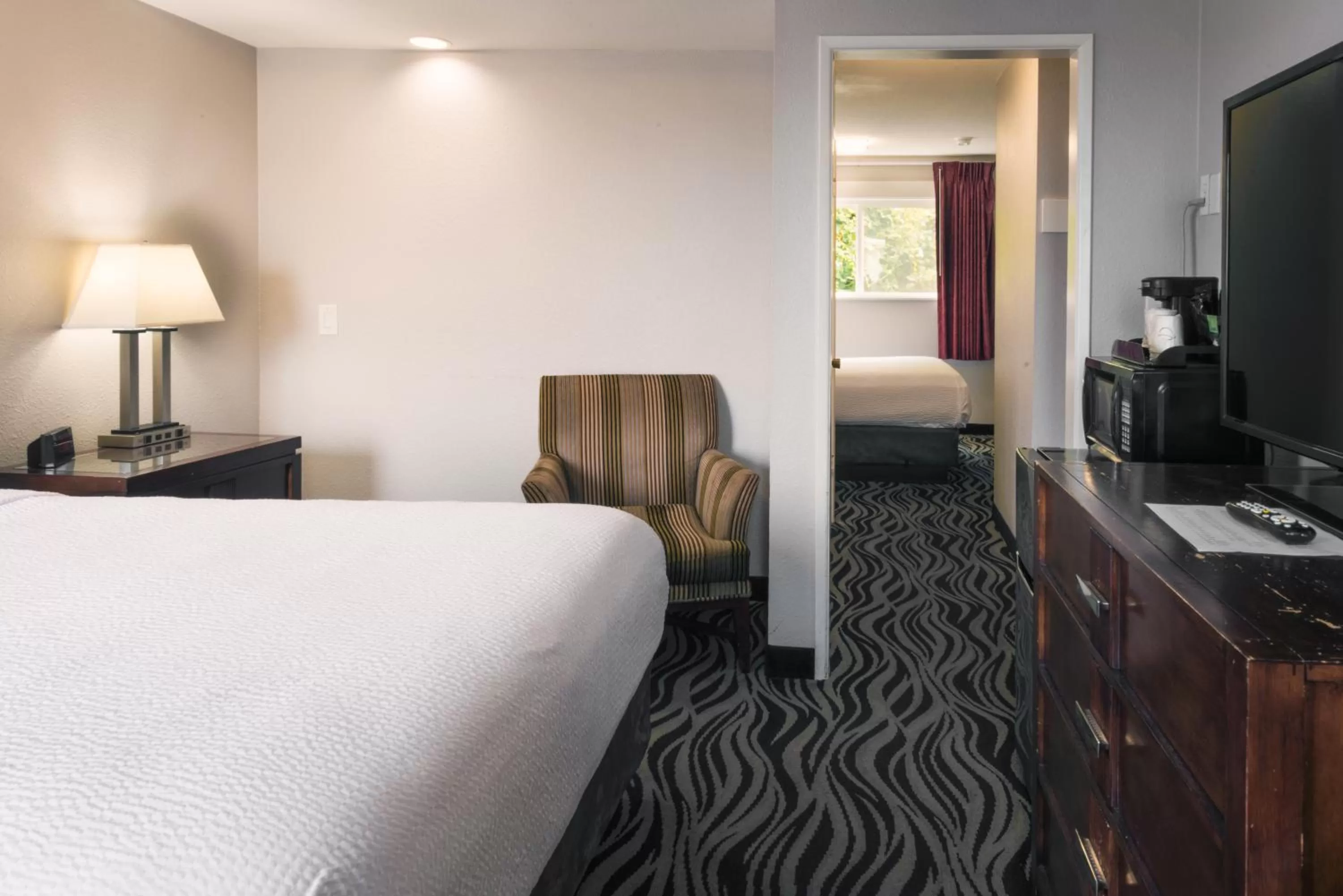 Bed in Astoria Rivershore Motel