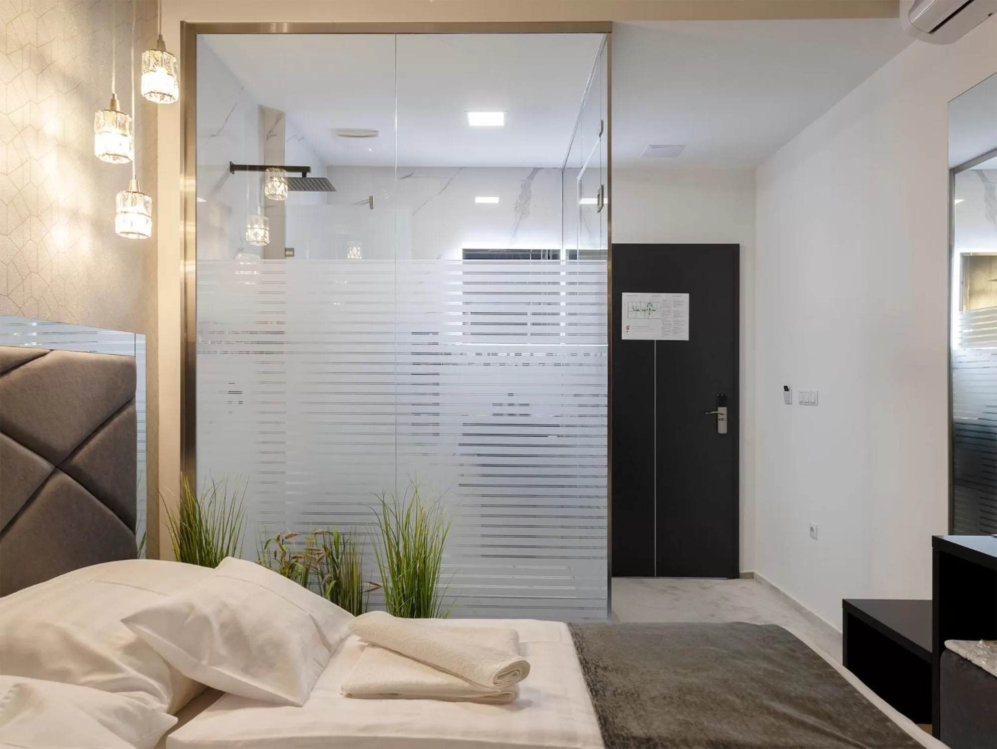 Shower, Bathroom in Z Rooms Boutique