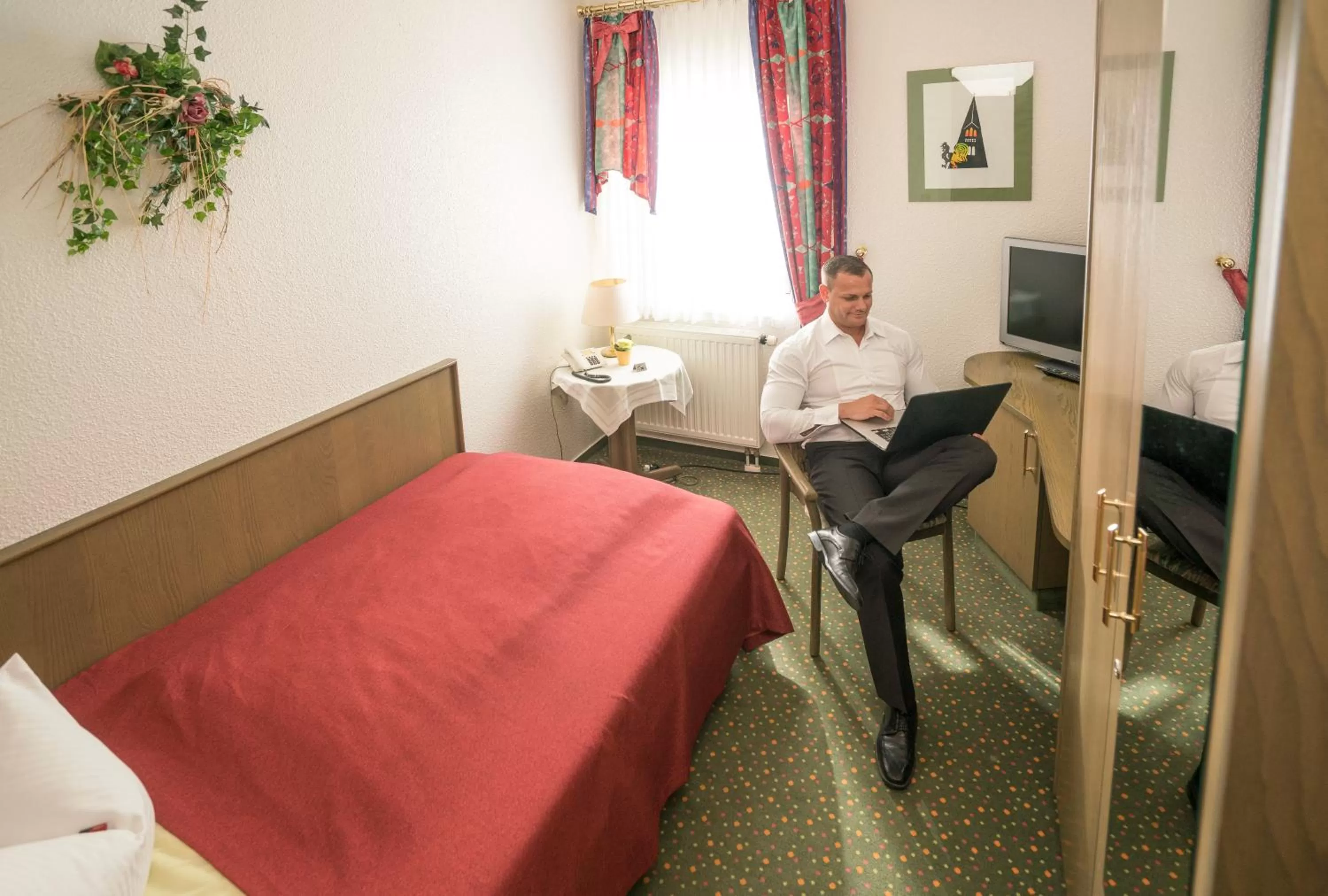 Photo of the whole room, Bed in Das FRITZ Hotel