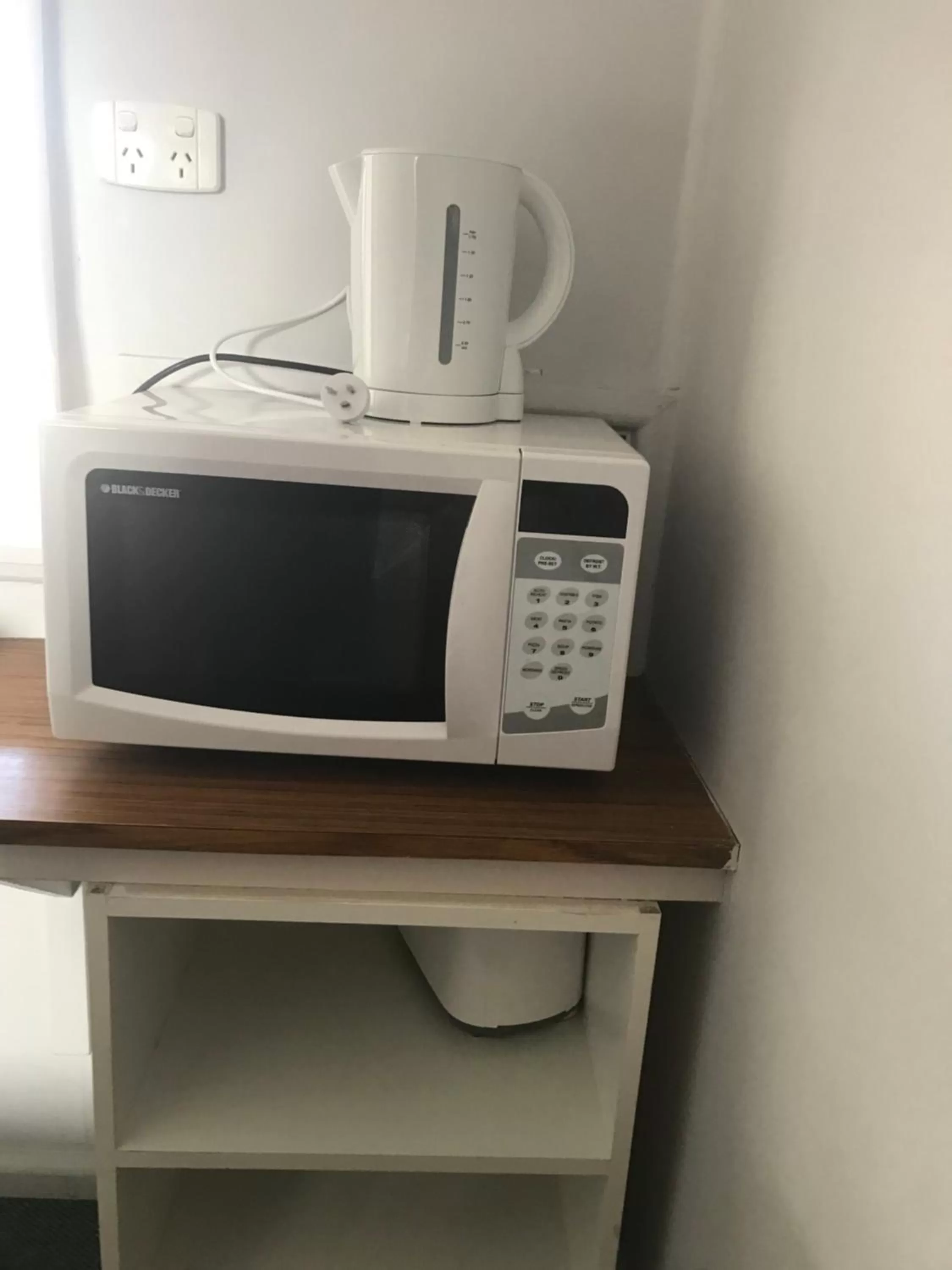 Coffee/tea facilities in Kootingal Landview Motel