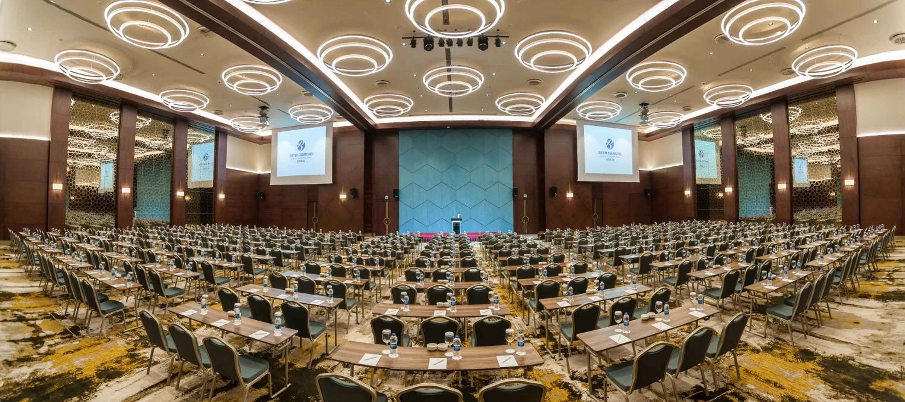 Living room in Bayır Diamond Hotel & Convention Center Konya