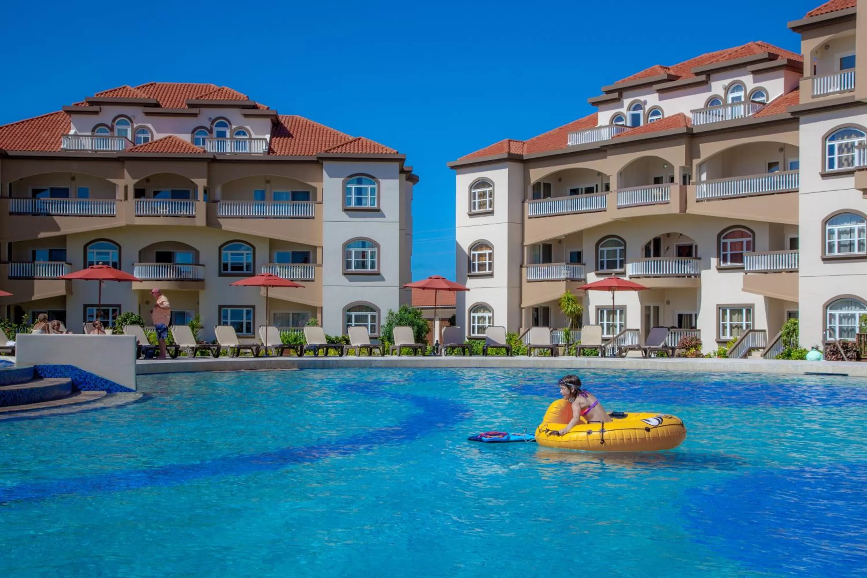 Property building in Grand Caribe Belize