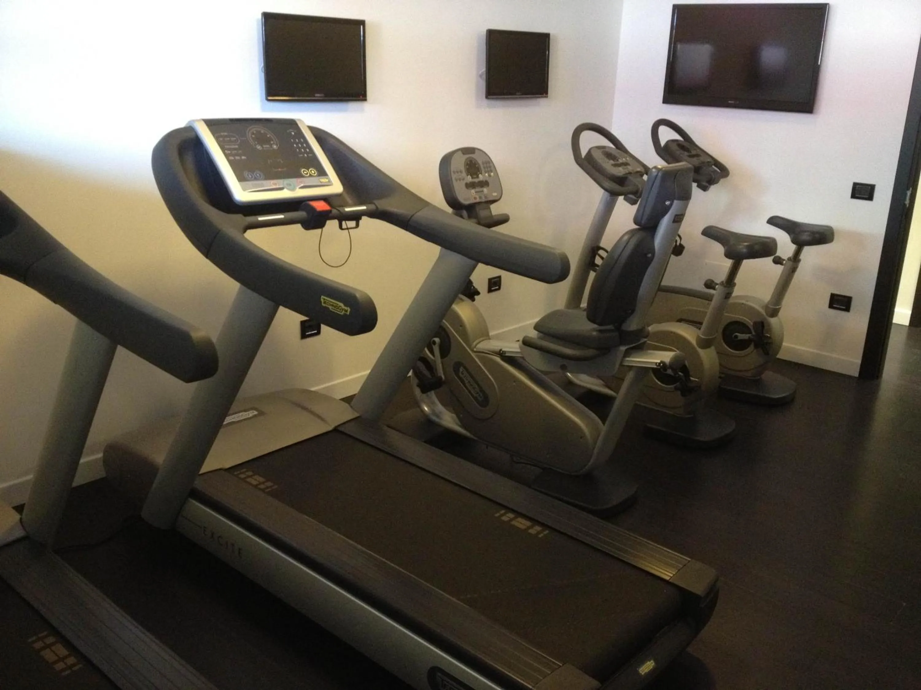 Fitness centre/facilities in Hotel Adlon