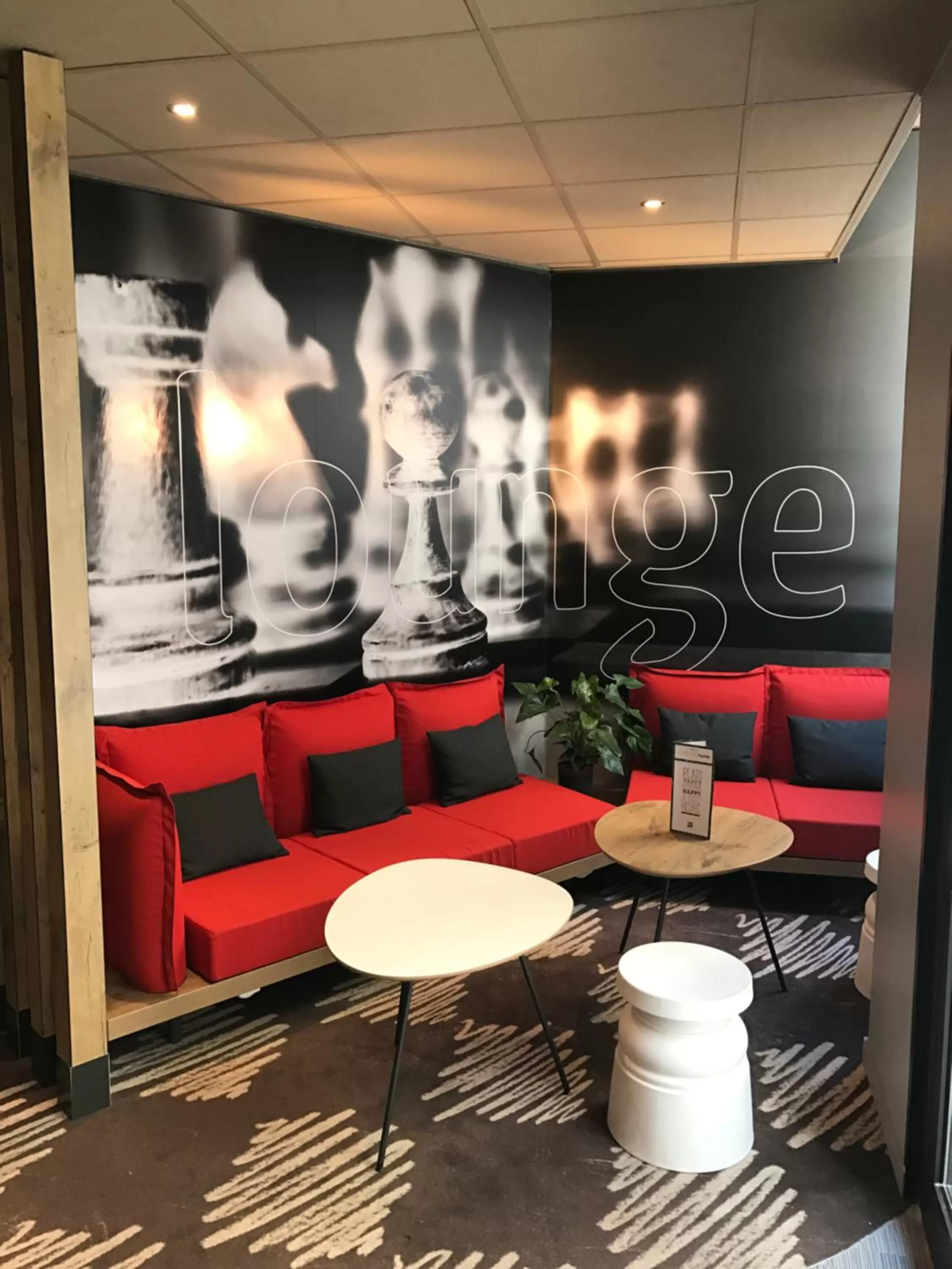 Lounge or bar in ibis Lille Centre Grand Place