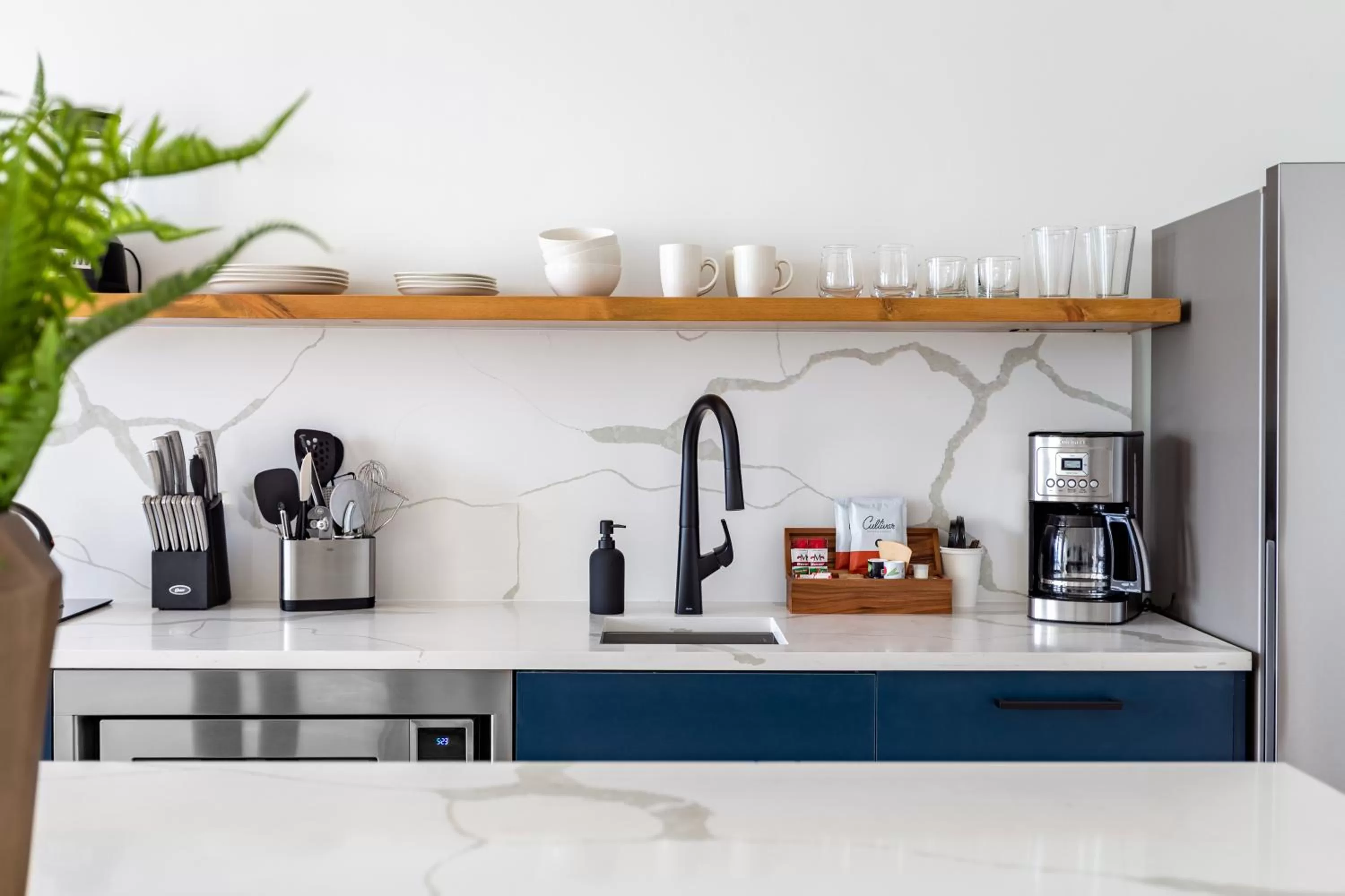 Kitchen or kitchenette in Mint House Dallas - Downtown