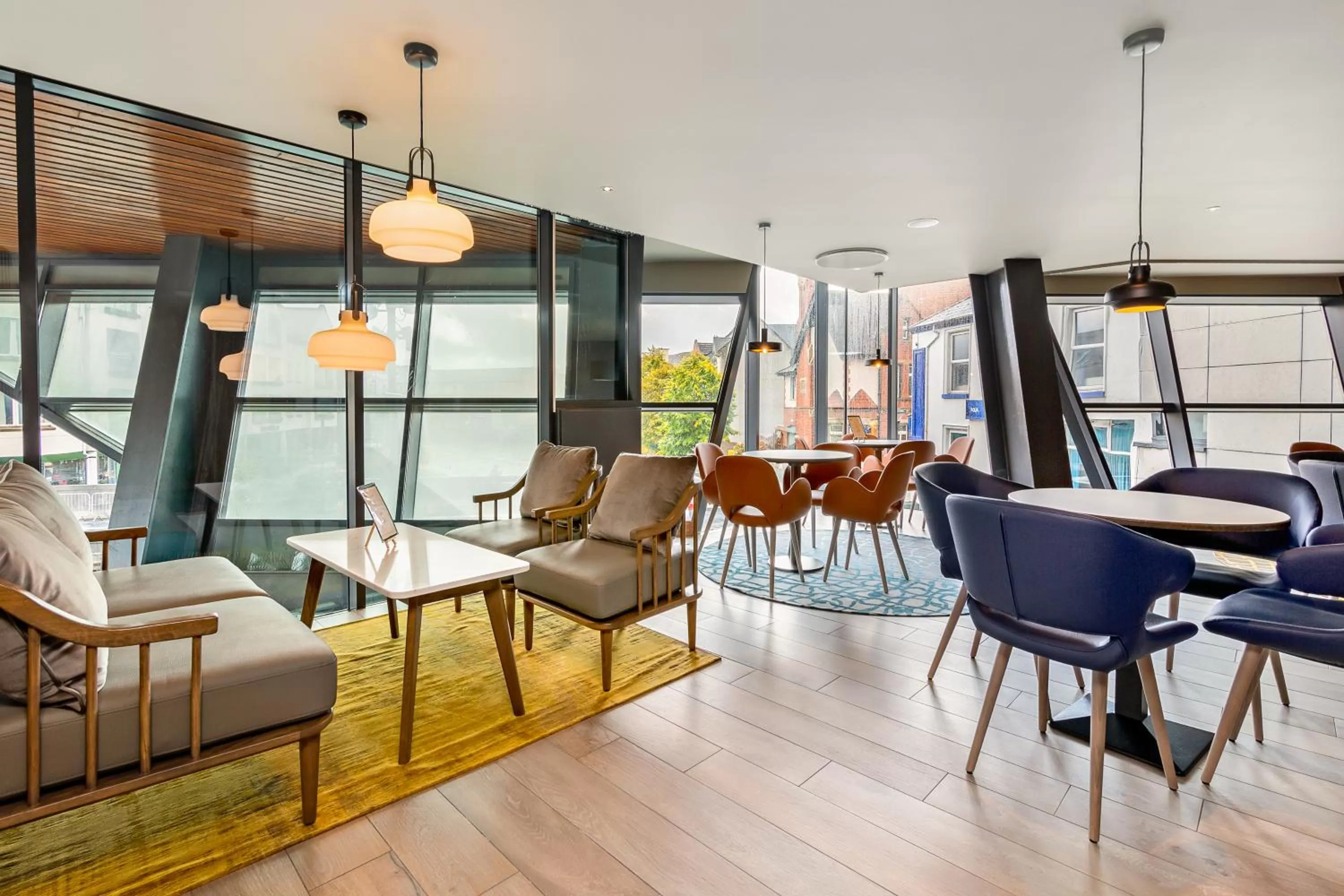 Lounge or bar in The Glasshouse