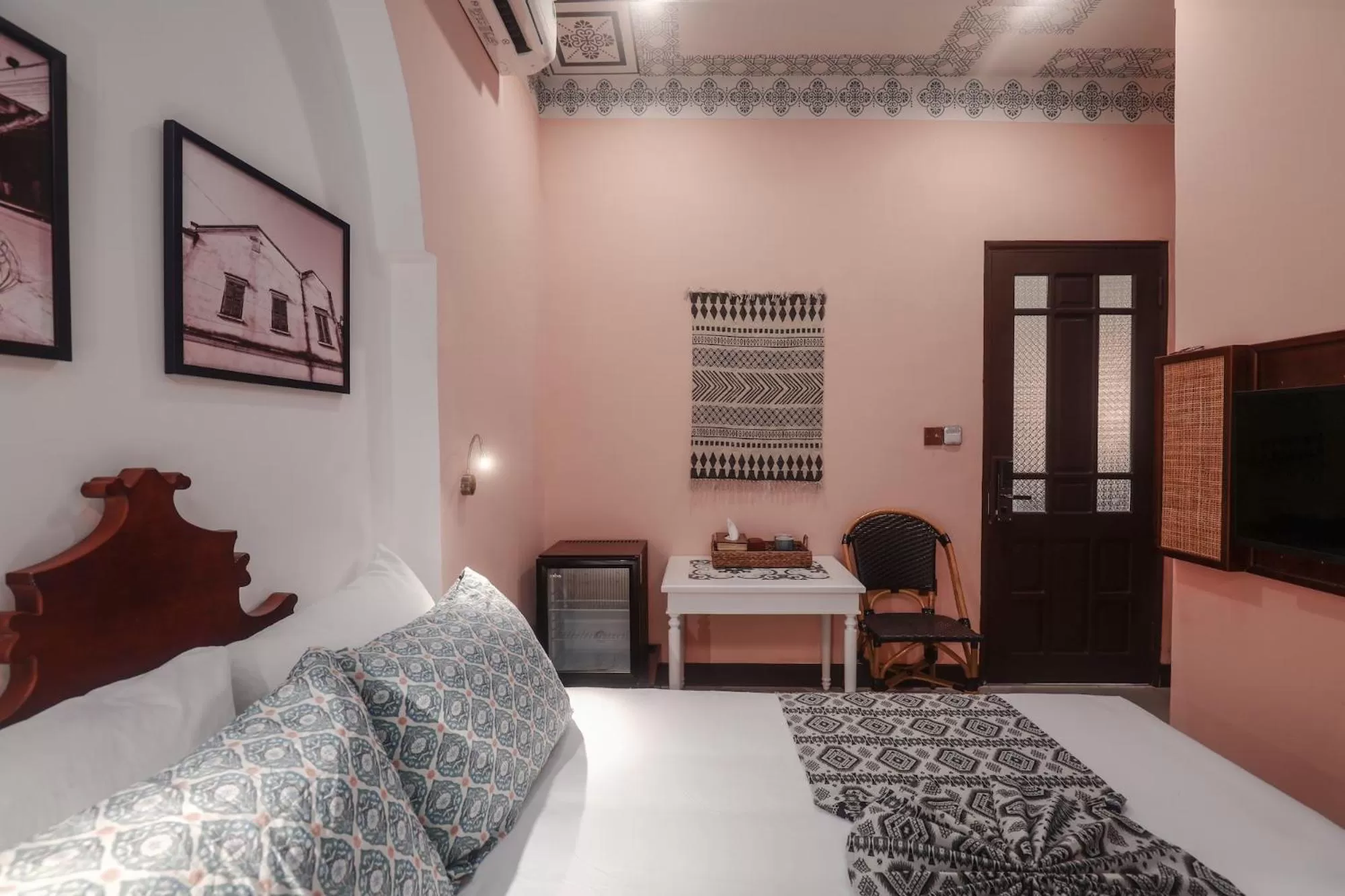 Bed in The Mansion Hoi An by Minova