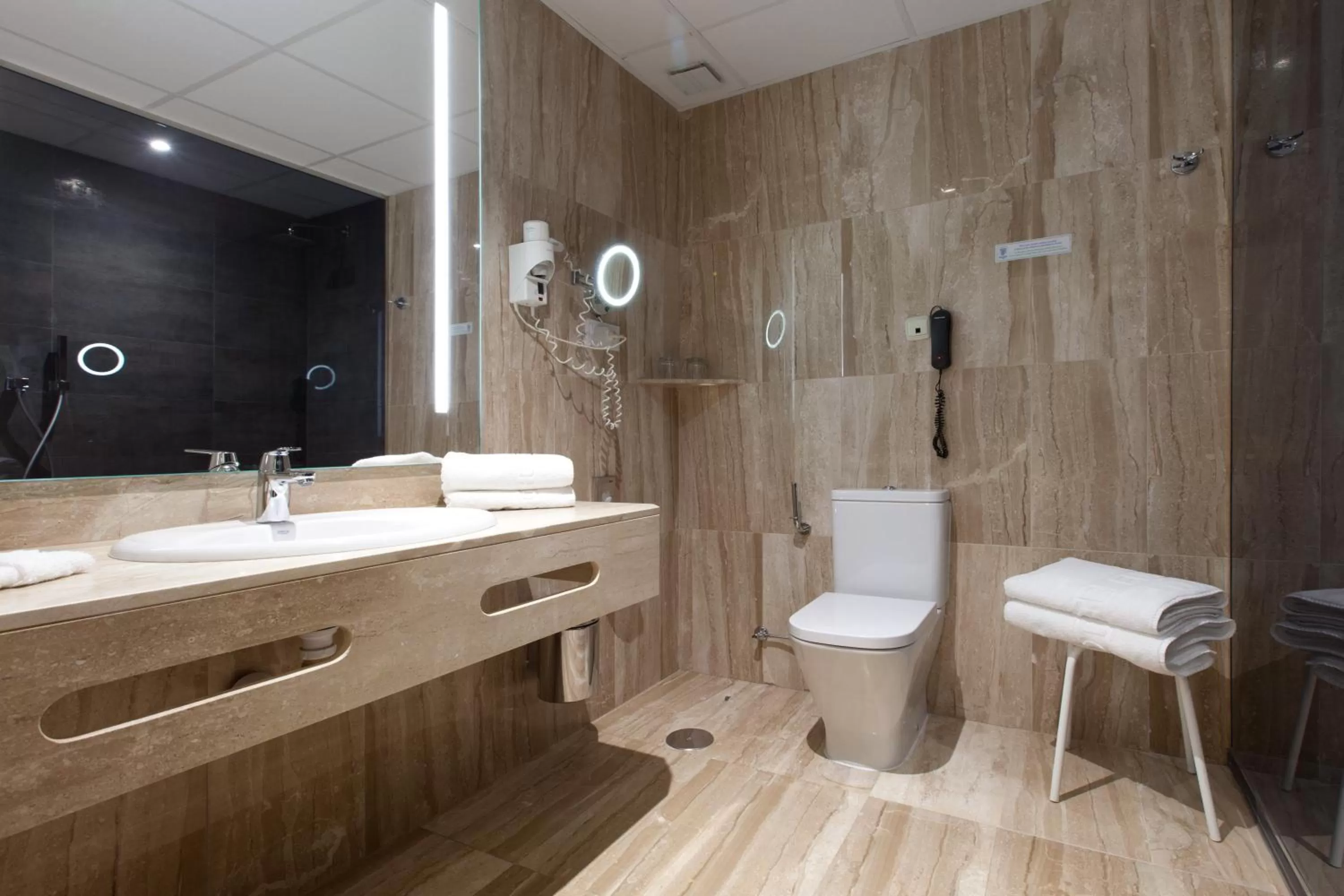 Toilet in Hotel Europa