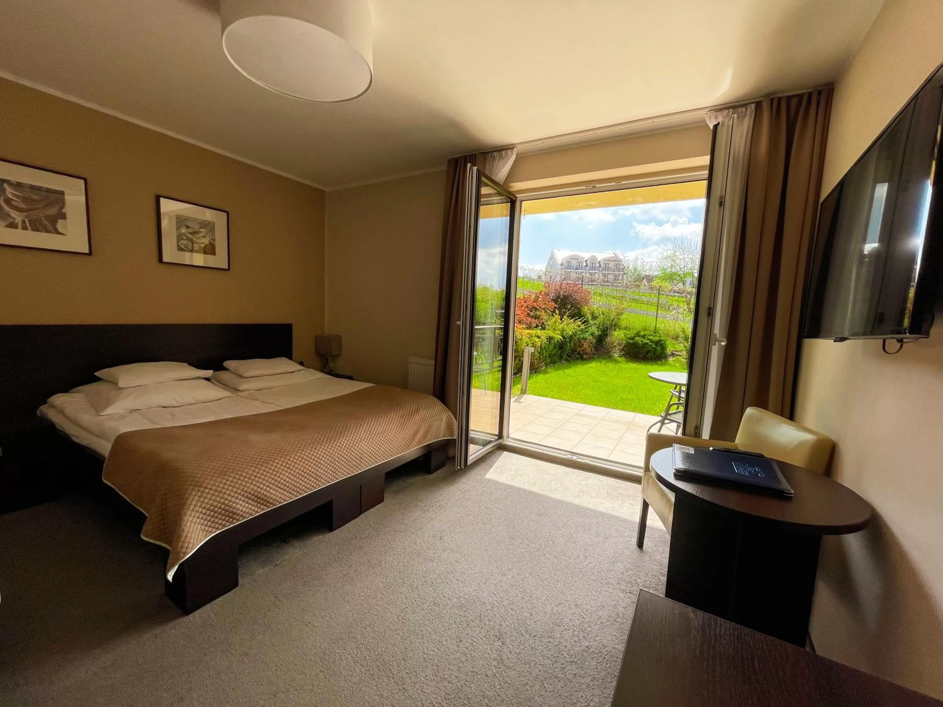 Photo of the whole room, Bed in Hotel Santa Monica