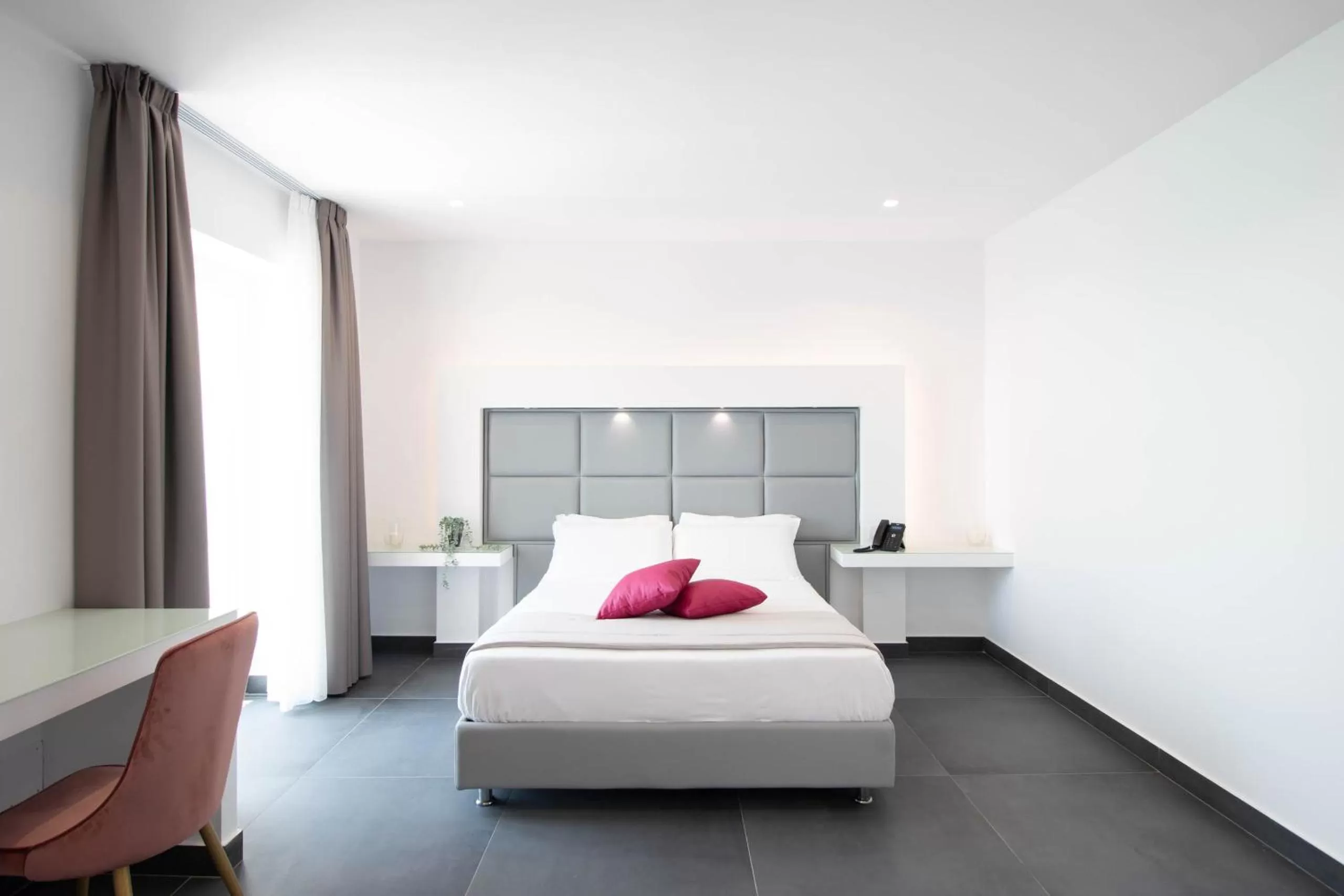 Bed in GRAND HOTEL SERAPIDE