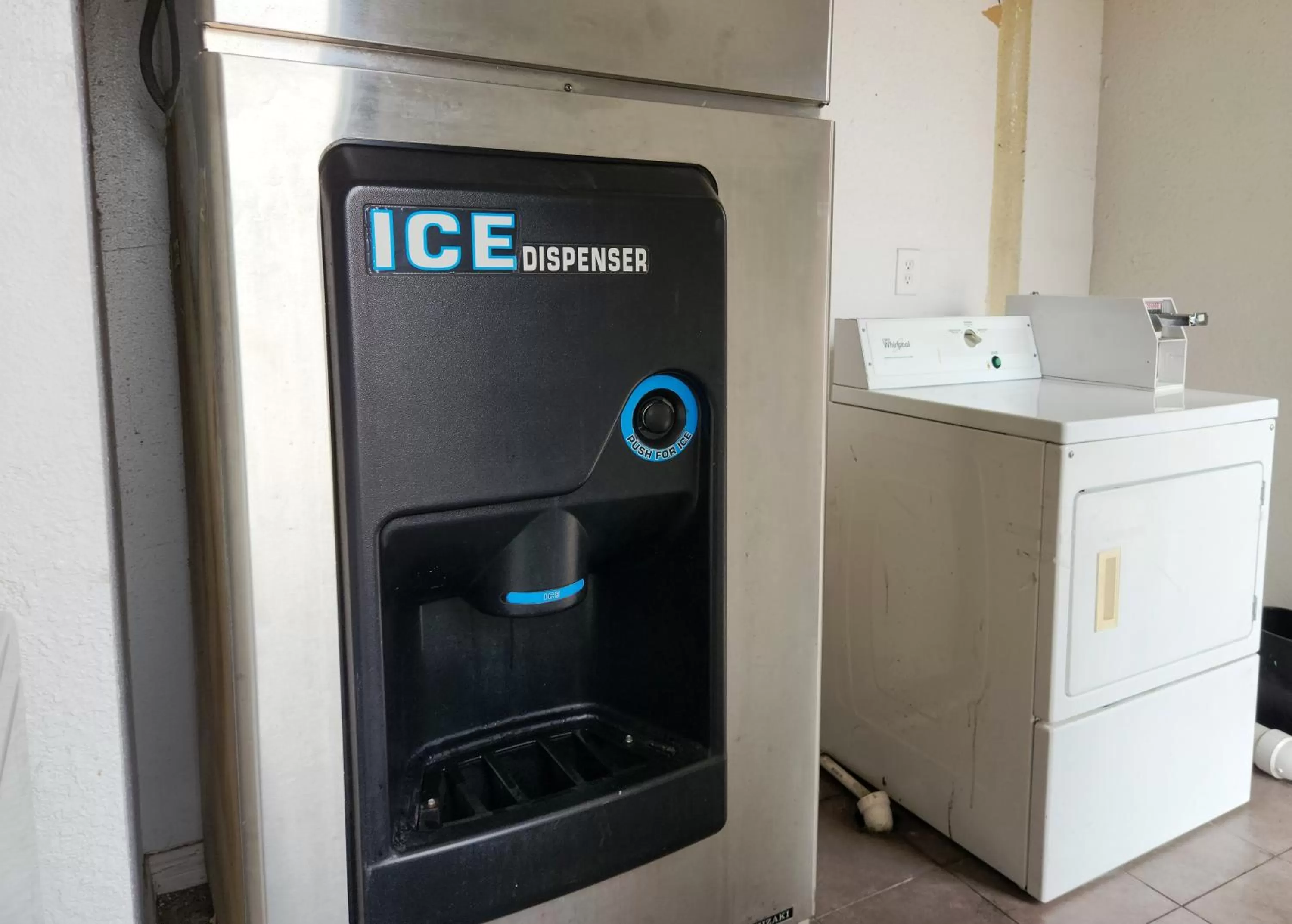 dryer in Express Inn Tomball