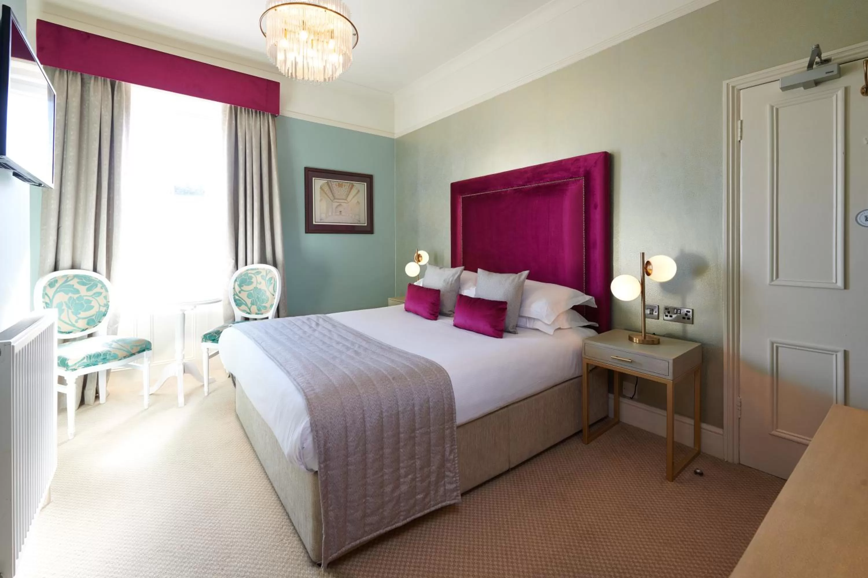 Bed in Park Farm Hotel