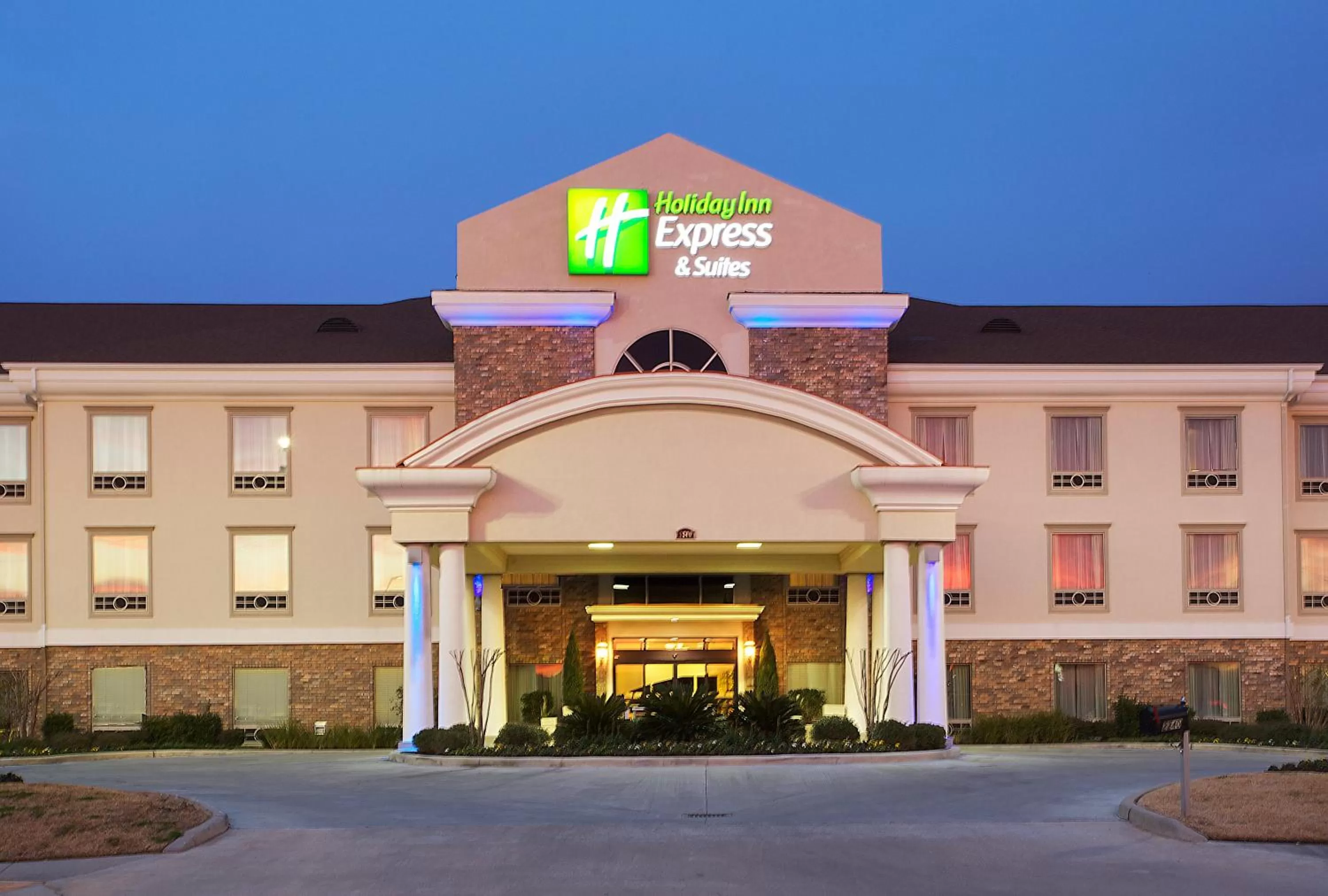 Property building in Holiday Inn Express Hotel and Suites Conroe by IHG