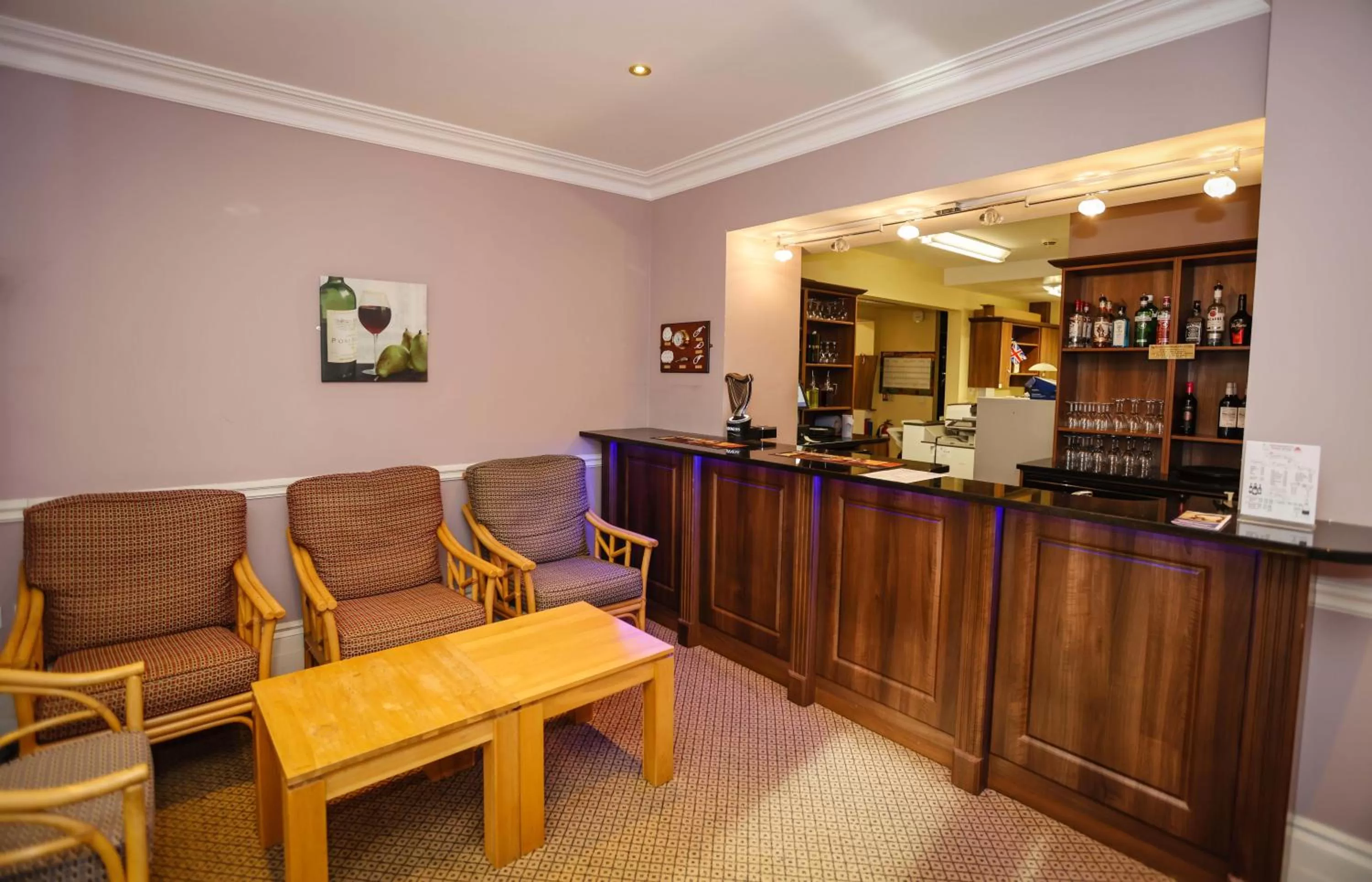 Lounge or bar in The Grove Hotel