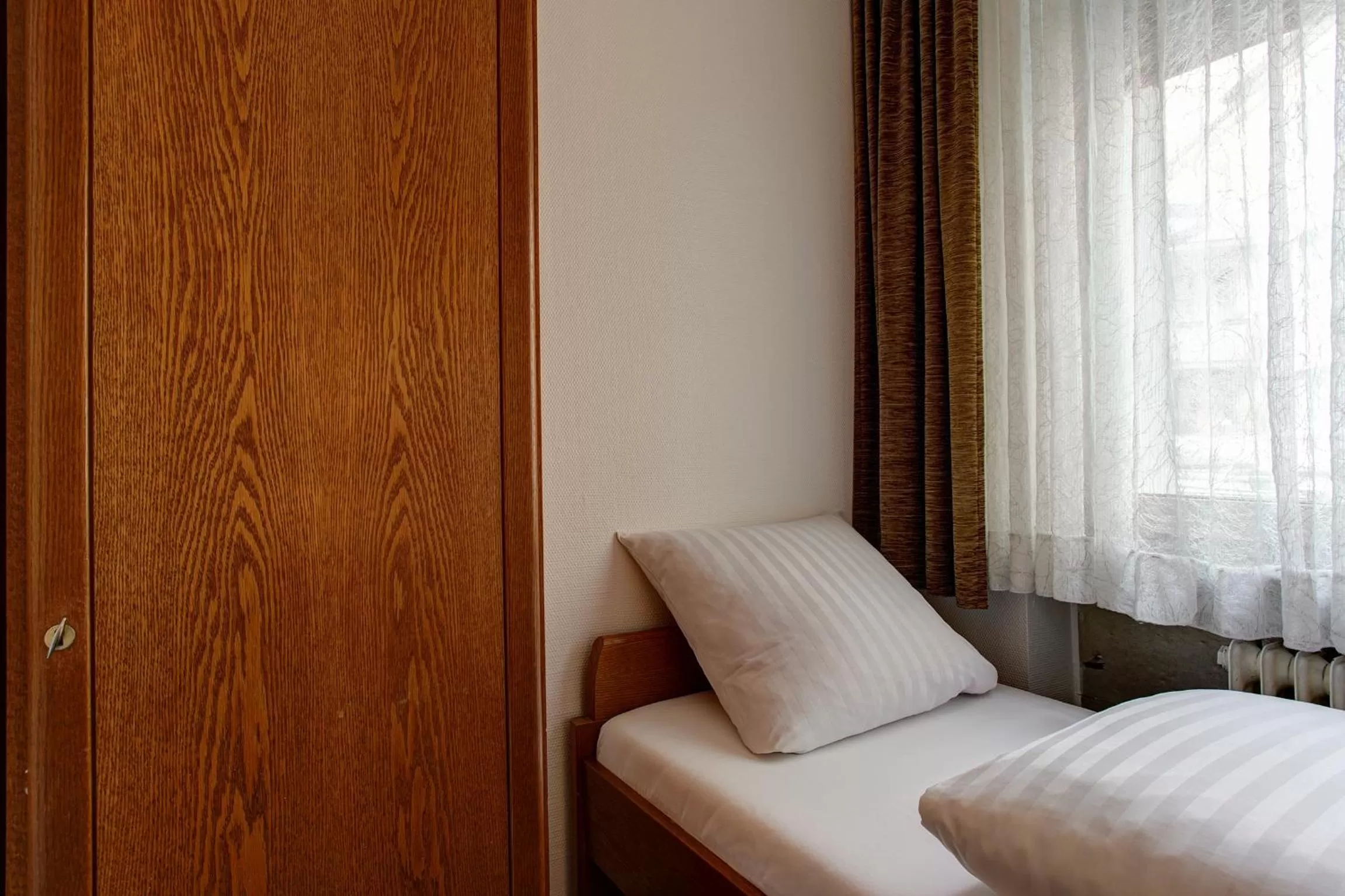 Photo of the whole room, Bed in Centro Hotel Arde Köln City, Trademark Collection by Wyndham